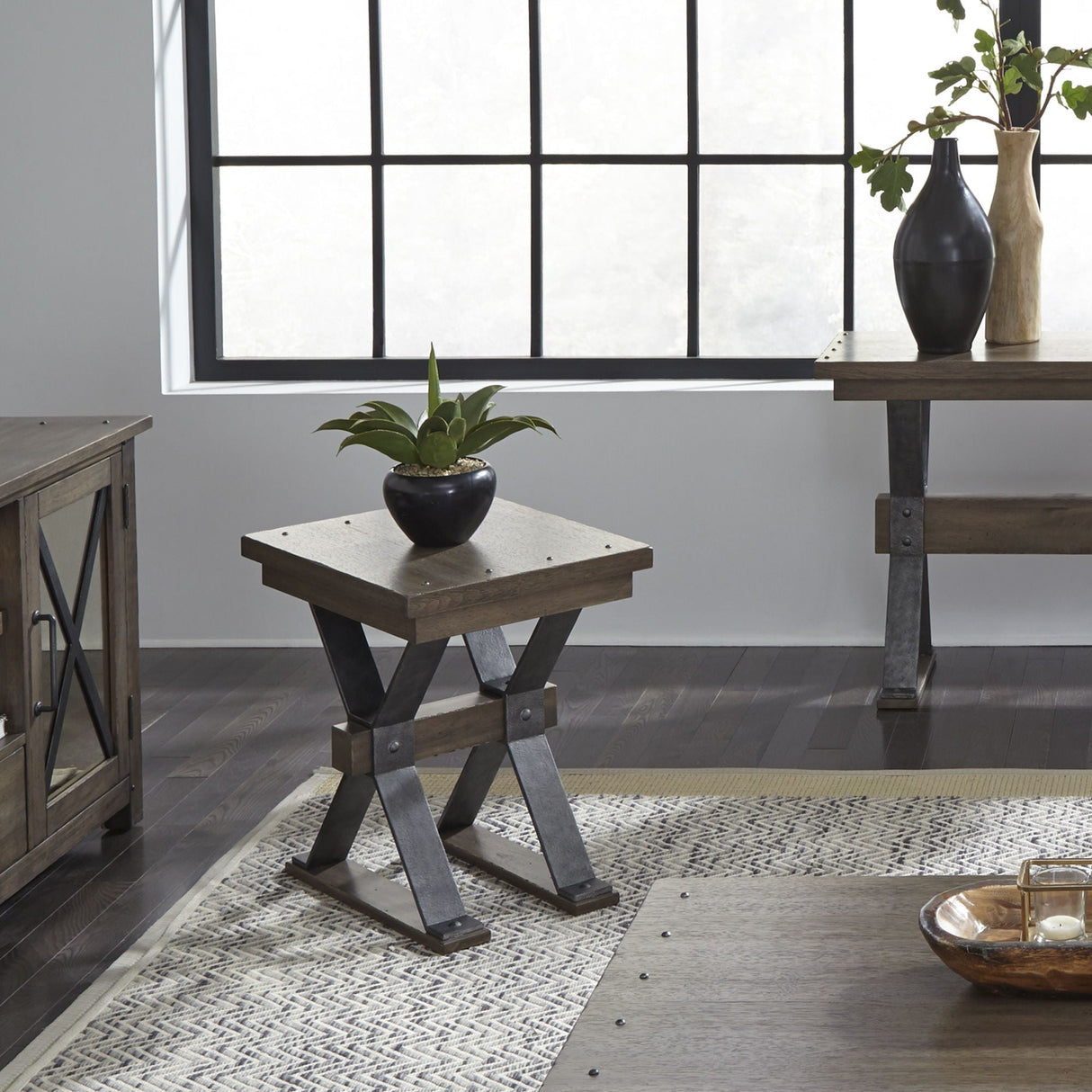 Liberty Furniture Sonoma Road - Chair Side Table - Light Brown | Meri Furniture