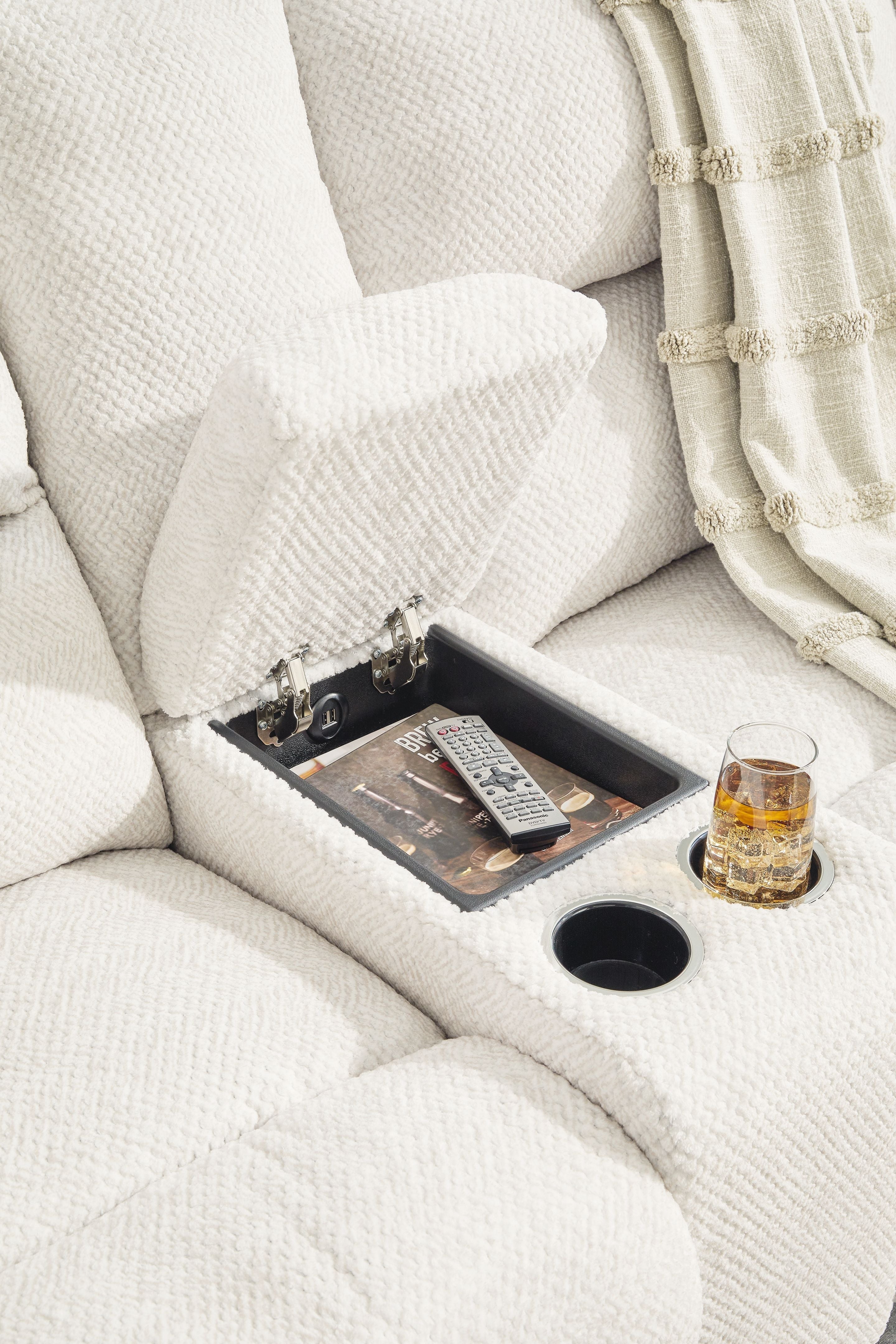 Signature Design by Ashley® Keensburg - Power Reclining Sectional | Meri Furniture