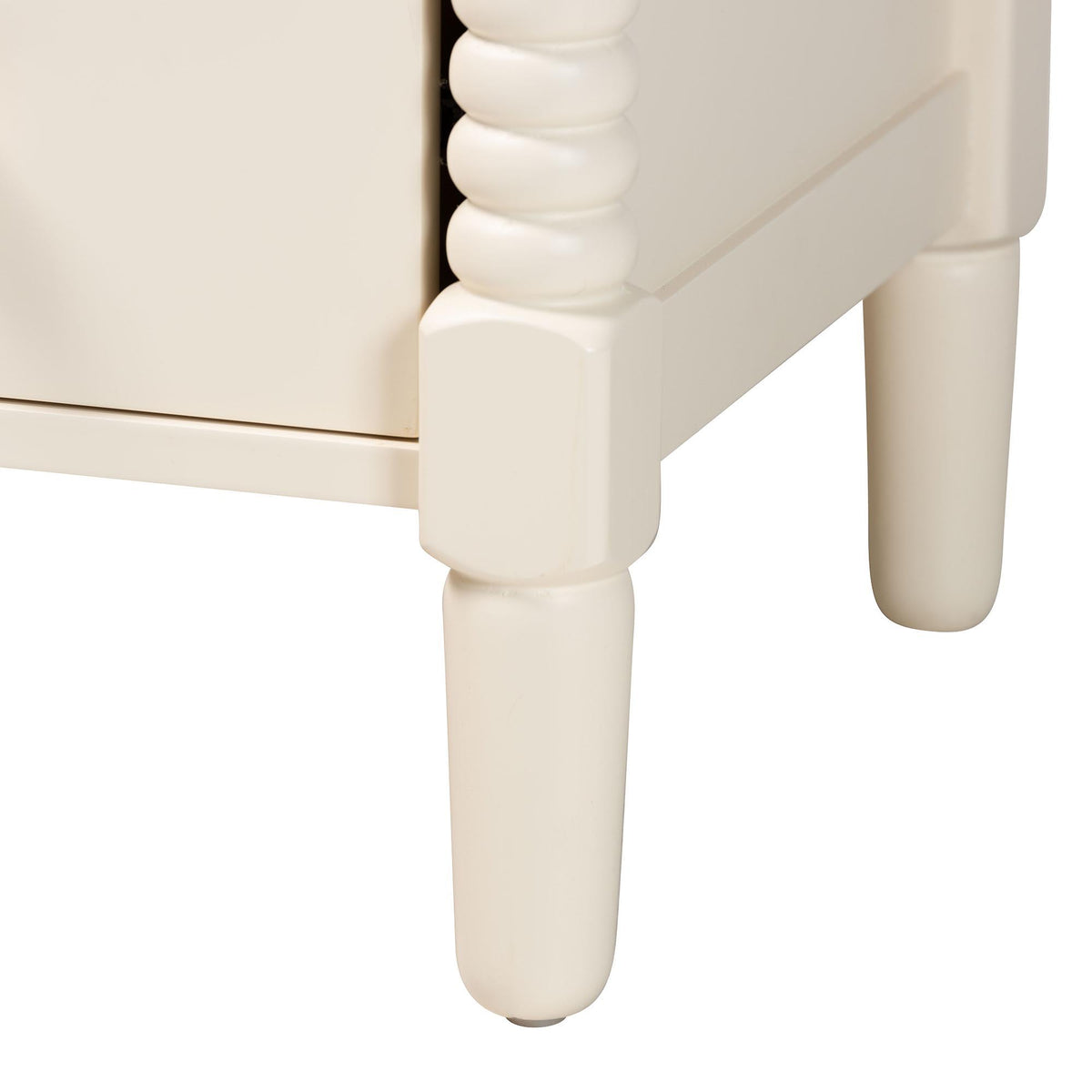 Braith Farmhouse Ivory Spindle Wood 5-Drawer Chest