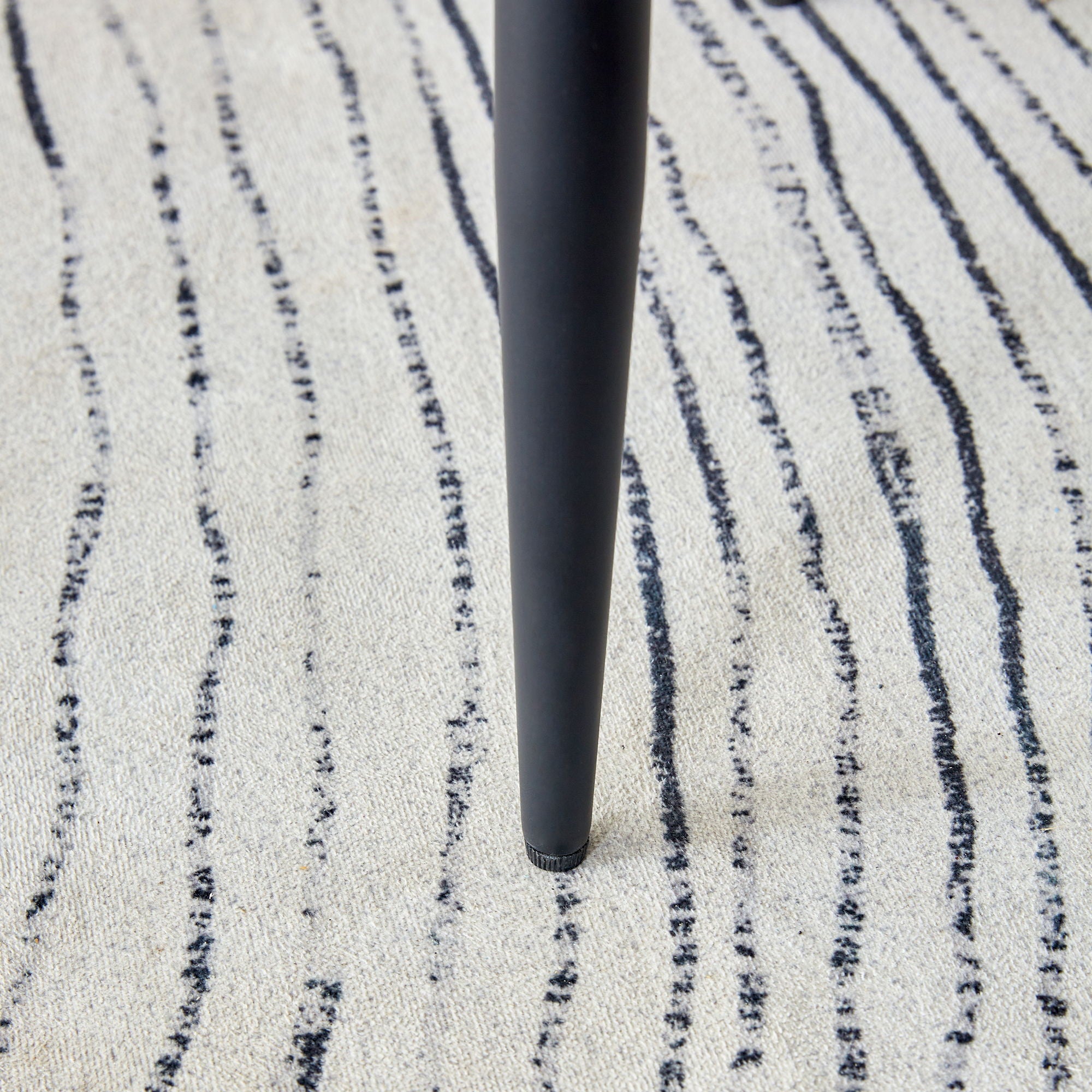 Minimalist Style Minimalist Dining Chairs With Metal Legs