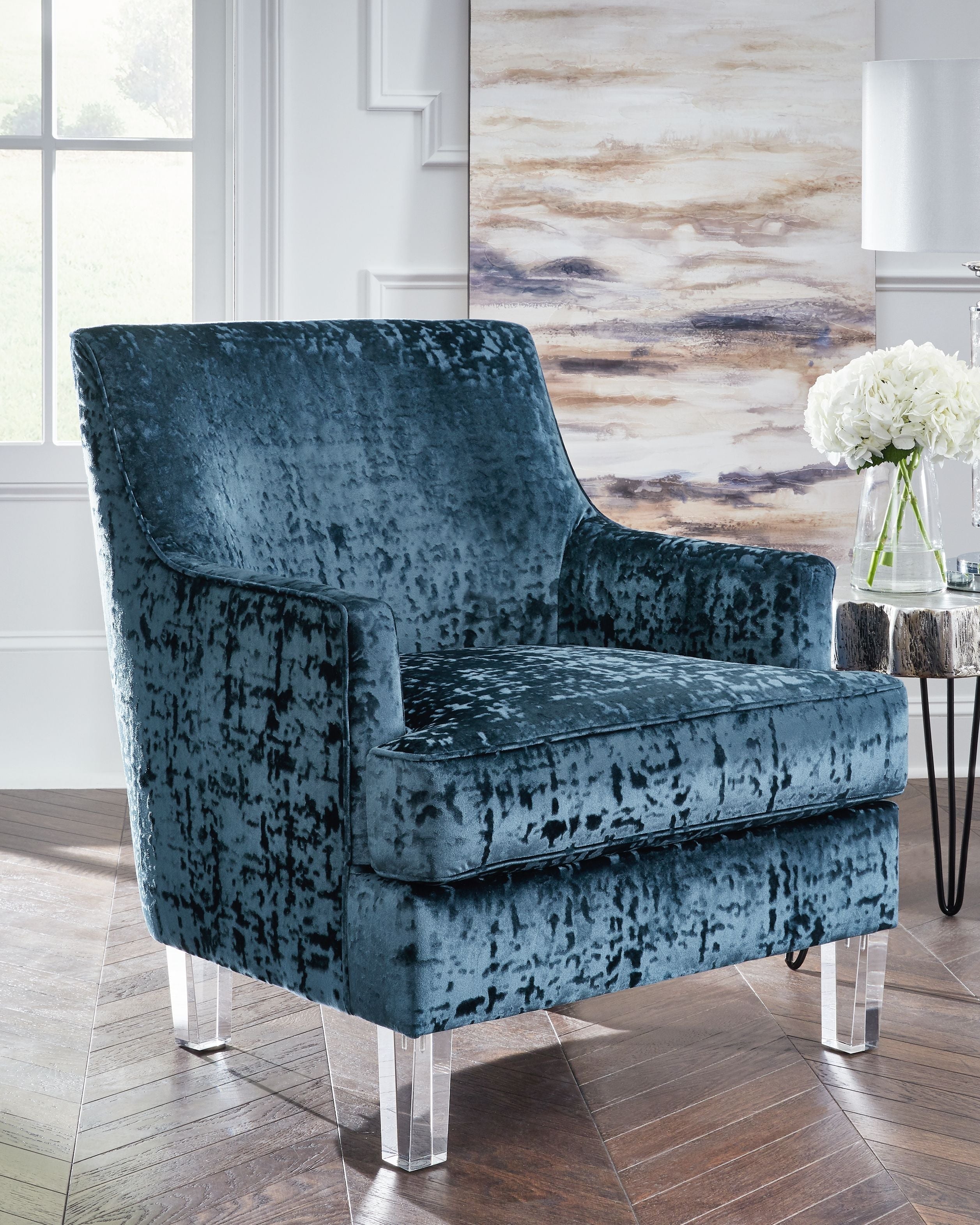 Ashley Furniture Gloriann - Accent Chair | Meri Furniture