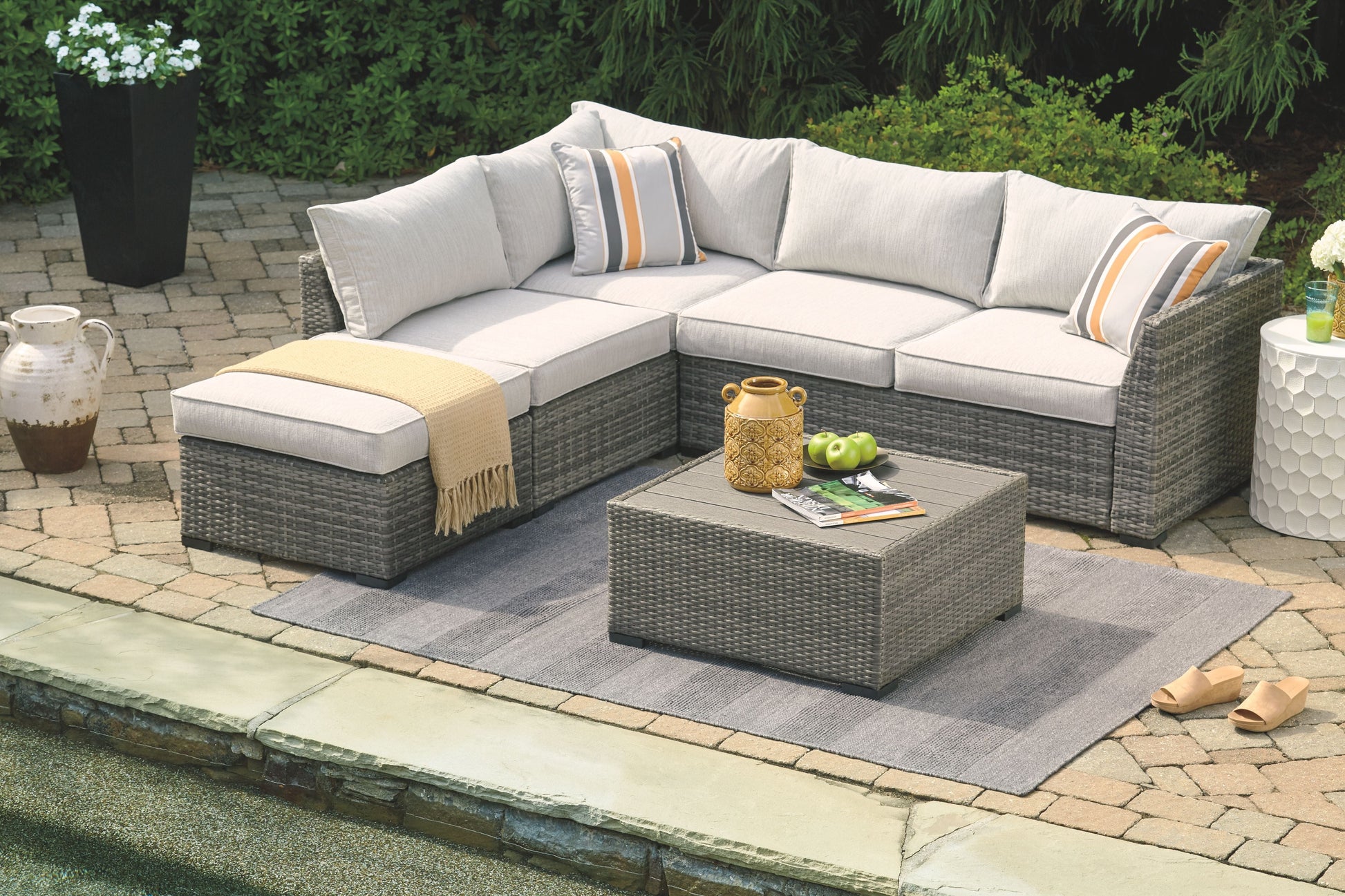 Ashley Furniture Cherry Point - Gray - 4 Pc. - Lounge Set | Meri Furniture