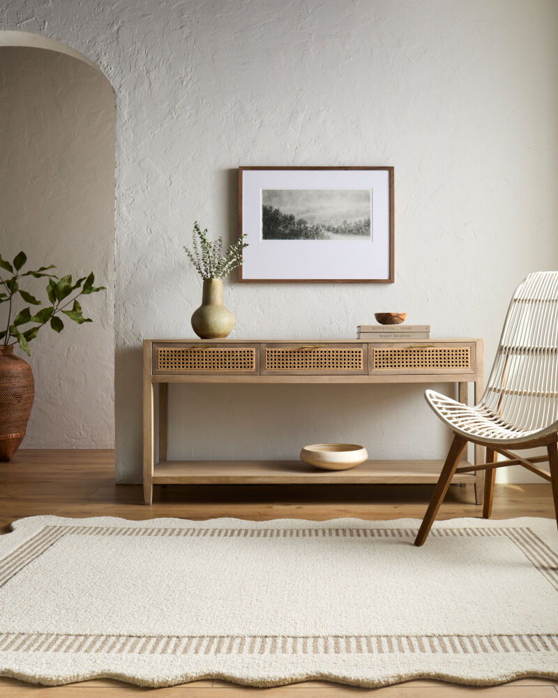 Scalloped Handmade Rug
