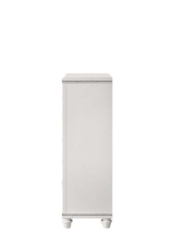 ACME The clean lines and transitional look of the Sadie Chest is an ideal addition to any bedroom. | Meri Furniture