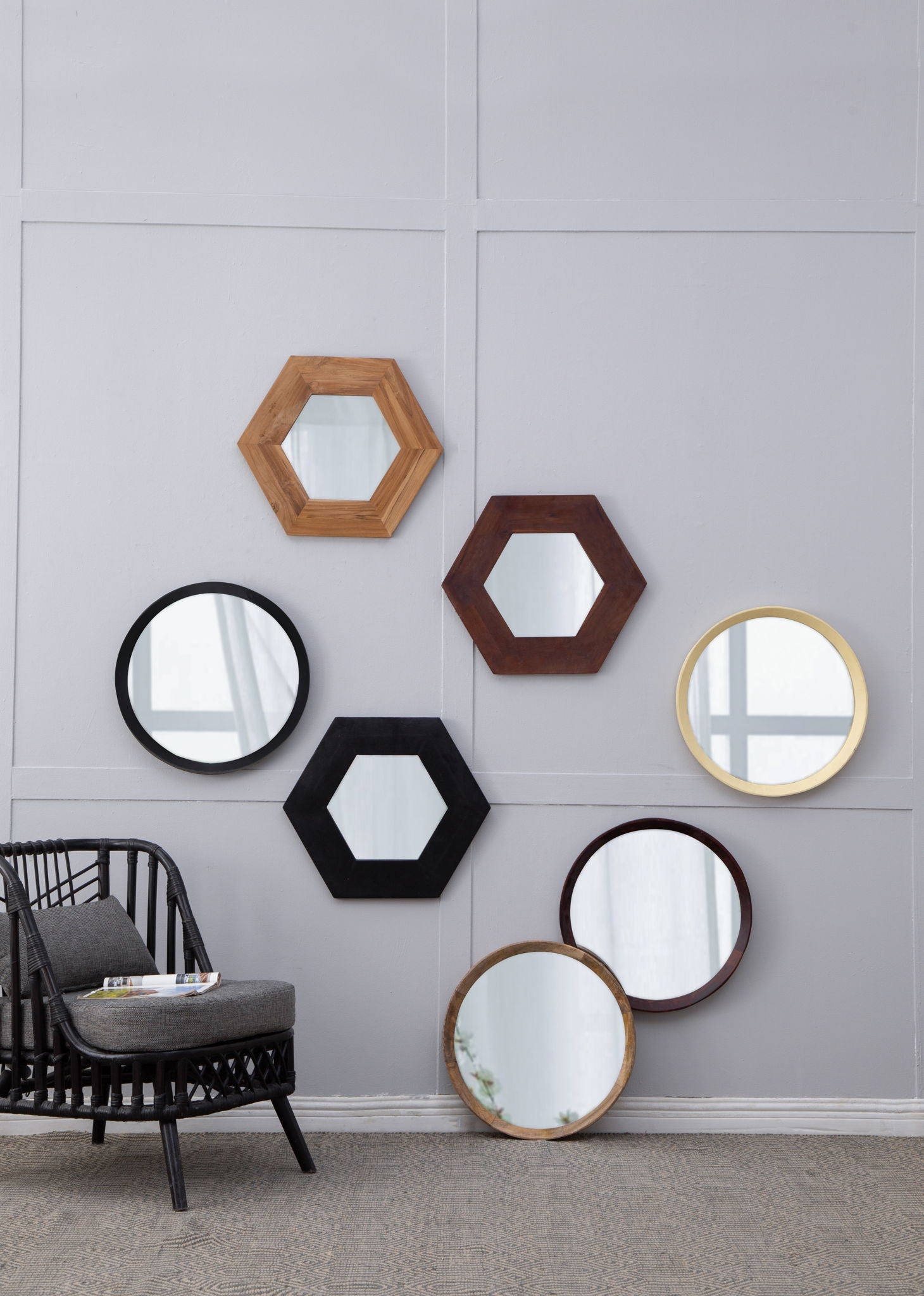 Transitional Decor Style Wall Mirror Decor With Frame For Bathroom