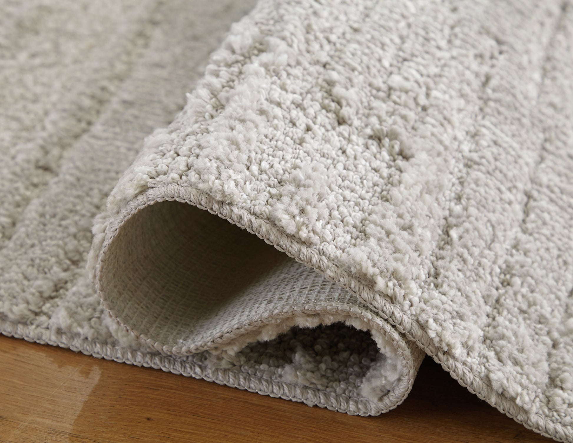 Ashley Furniture Ivygail - Rug | Meri Furniture