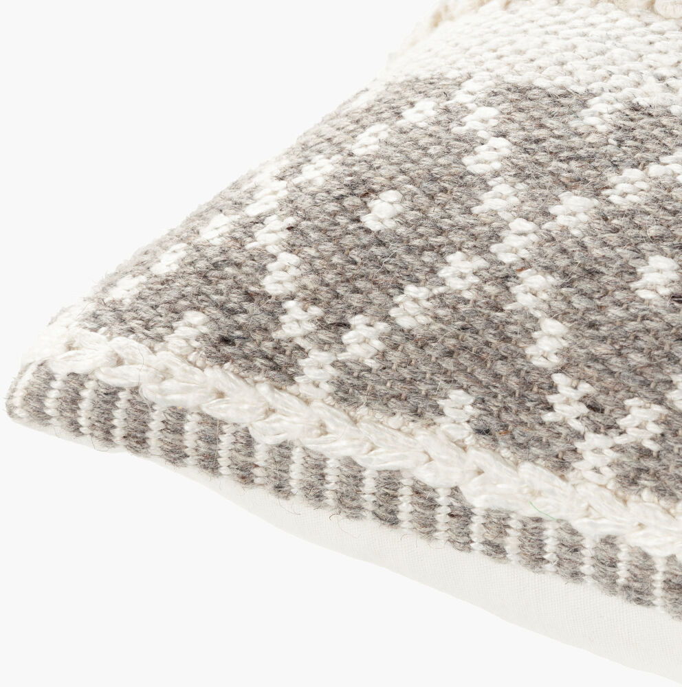 Lorens Pillow