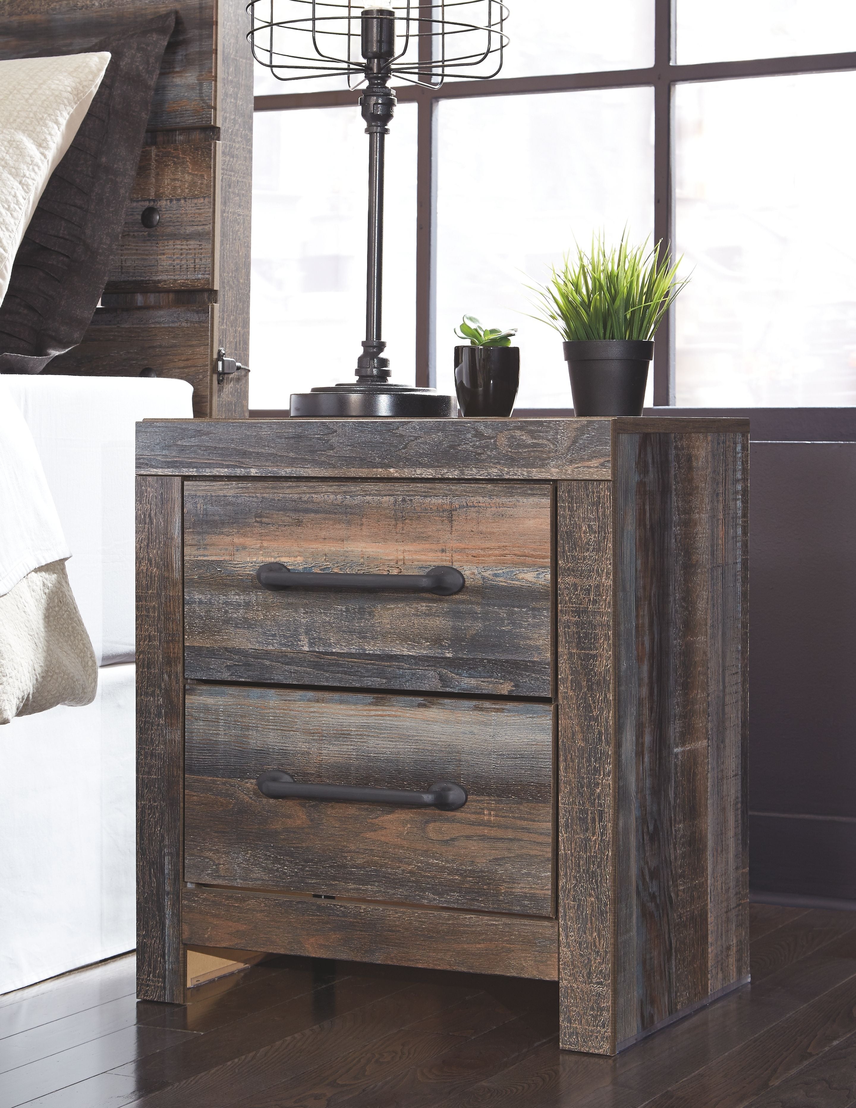 Signature Design by Ashley® Drystan - Panel Bedroom Set | Meri Furniture