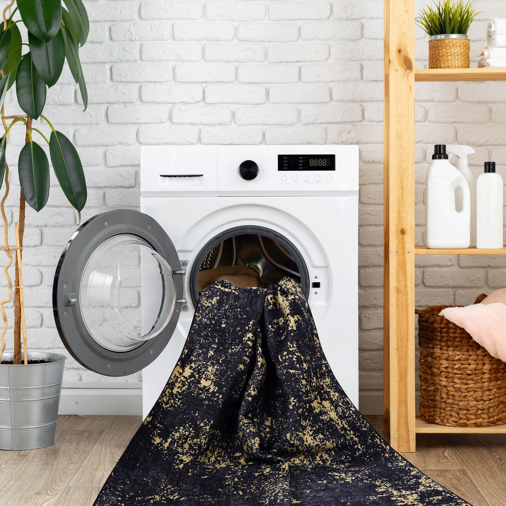 Maval - 6' X 9' Washable Area Rug - Black / Gold