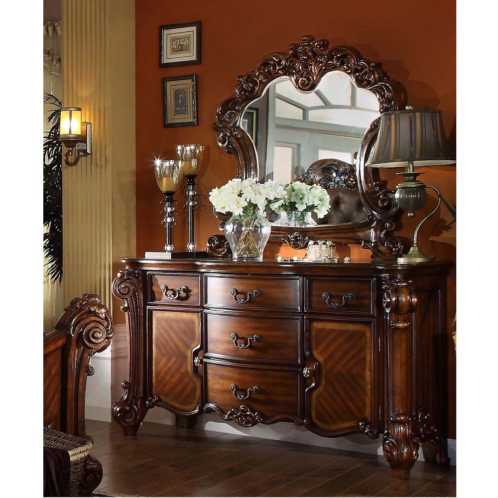 ACME Create an elegant, traditional design in your bedroom with the Vendome dresser. | Meri Furniture