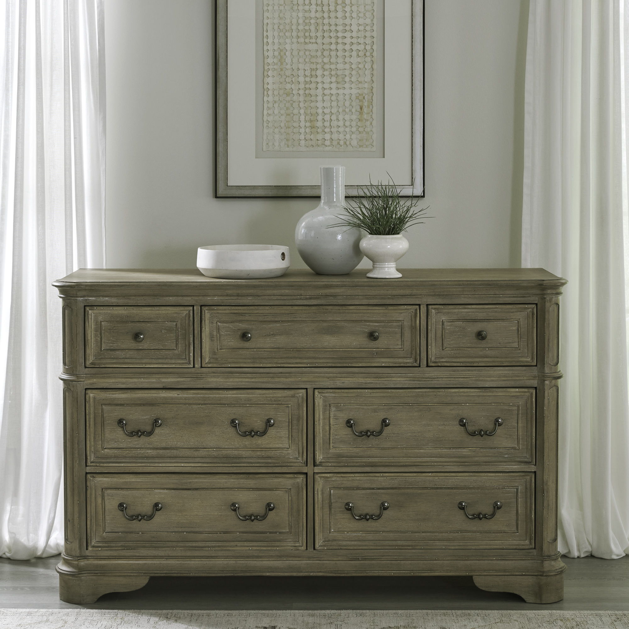 Liberty Furniture Magnolia Manor - 7 Drawer Dresser | Meri Furniture