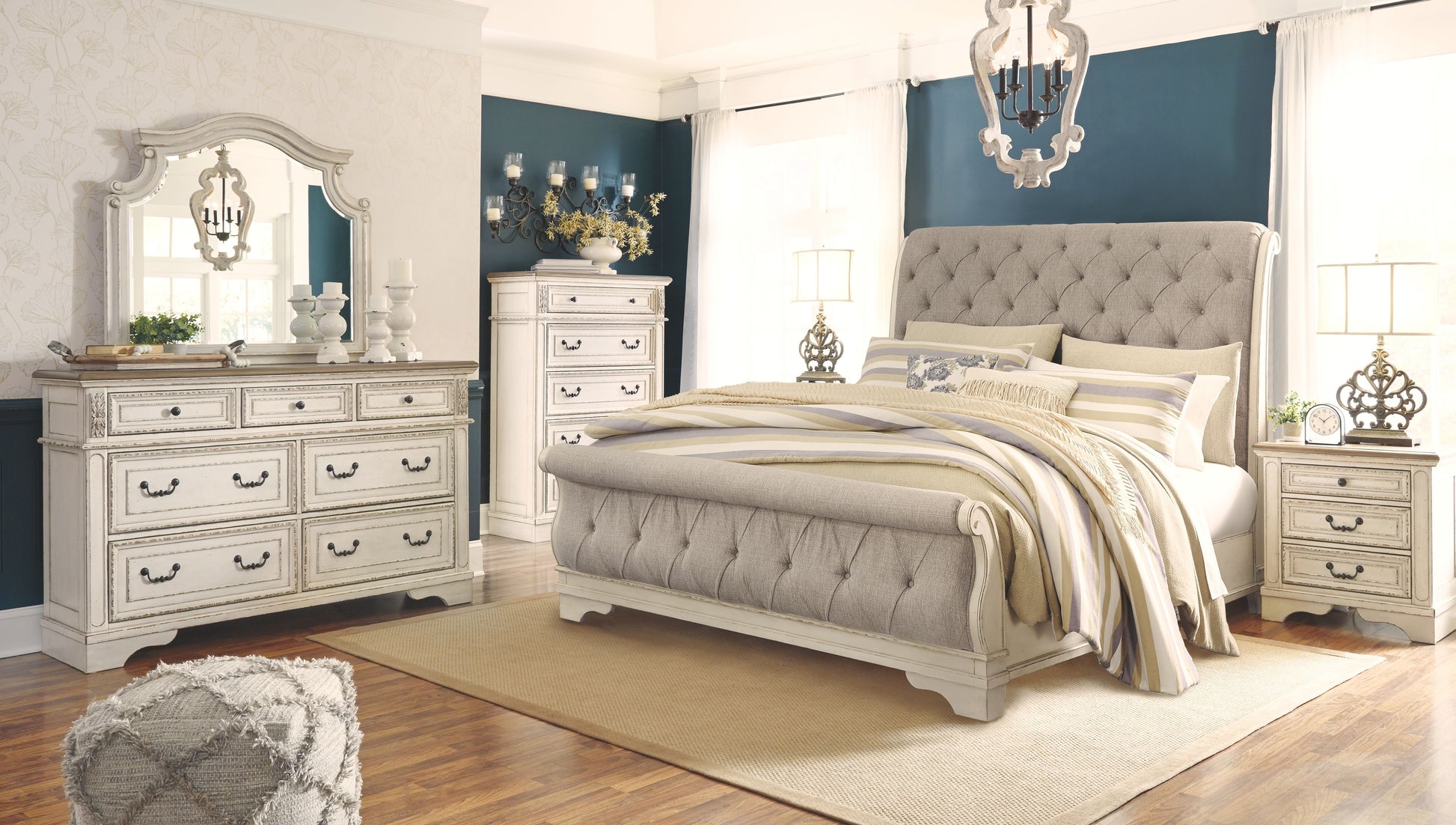 Signature Design by Ashley® Realyn - Bedroom Sleigh Bed Set | Meri Furniture
