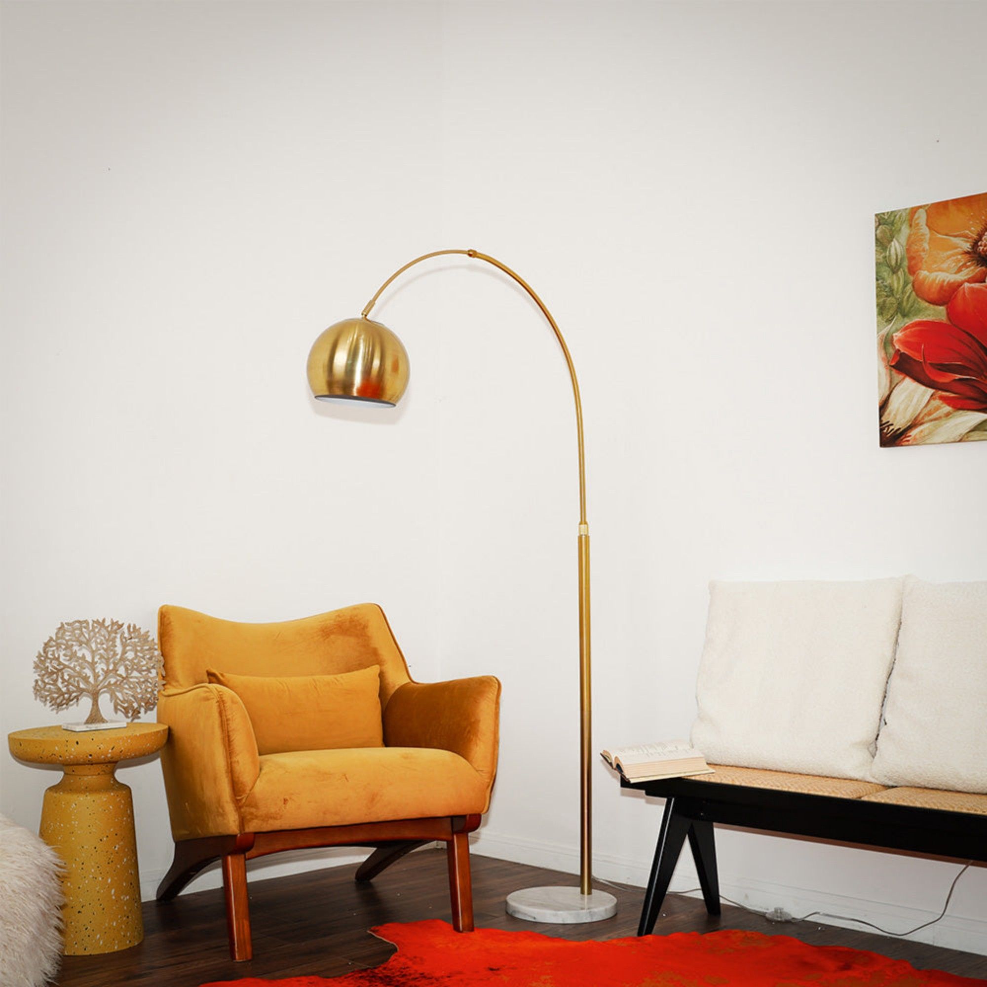 Oasis - Long Arm Gold Adjustable Floor Lamp With Round Marble Base - Gold / White Marble