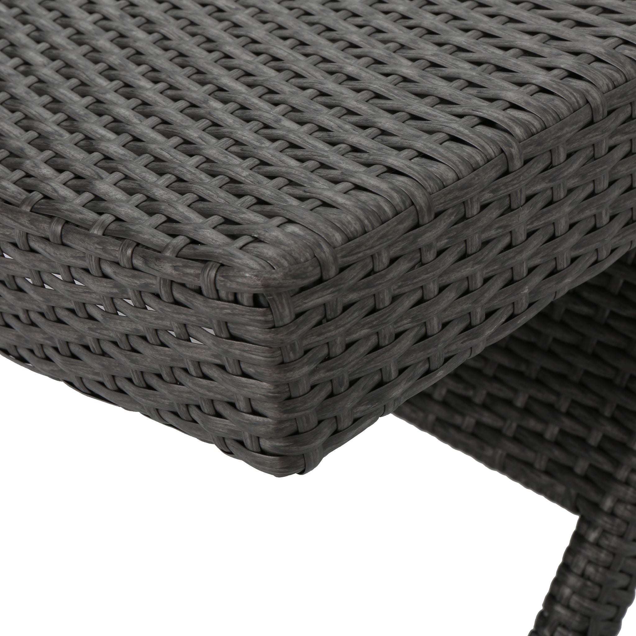 Salem - Contemporary Wicker Chaise Lounge With Arm, Weather Resistant