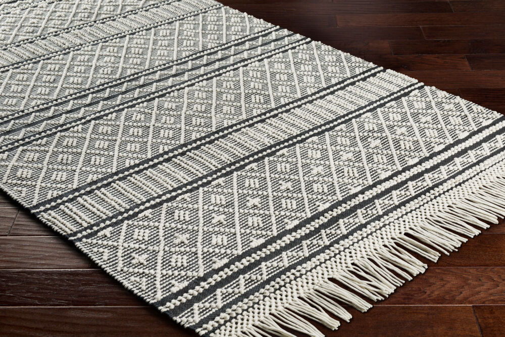 Farmhouse Tassels Handmade Rug