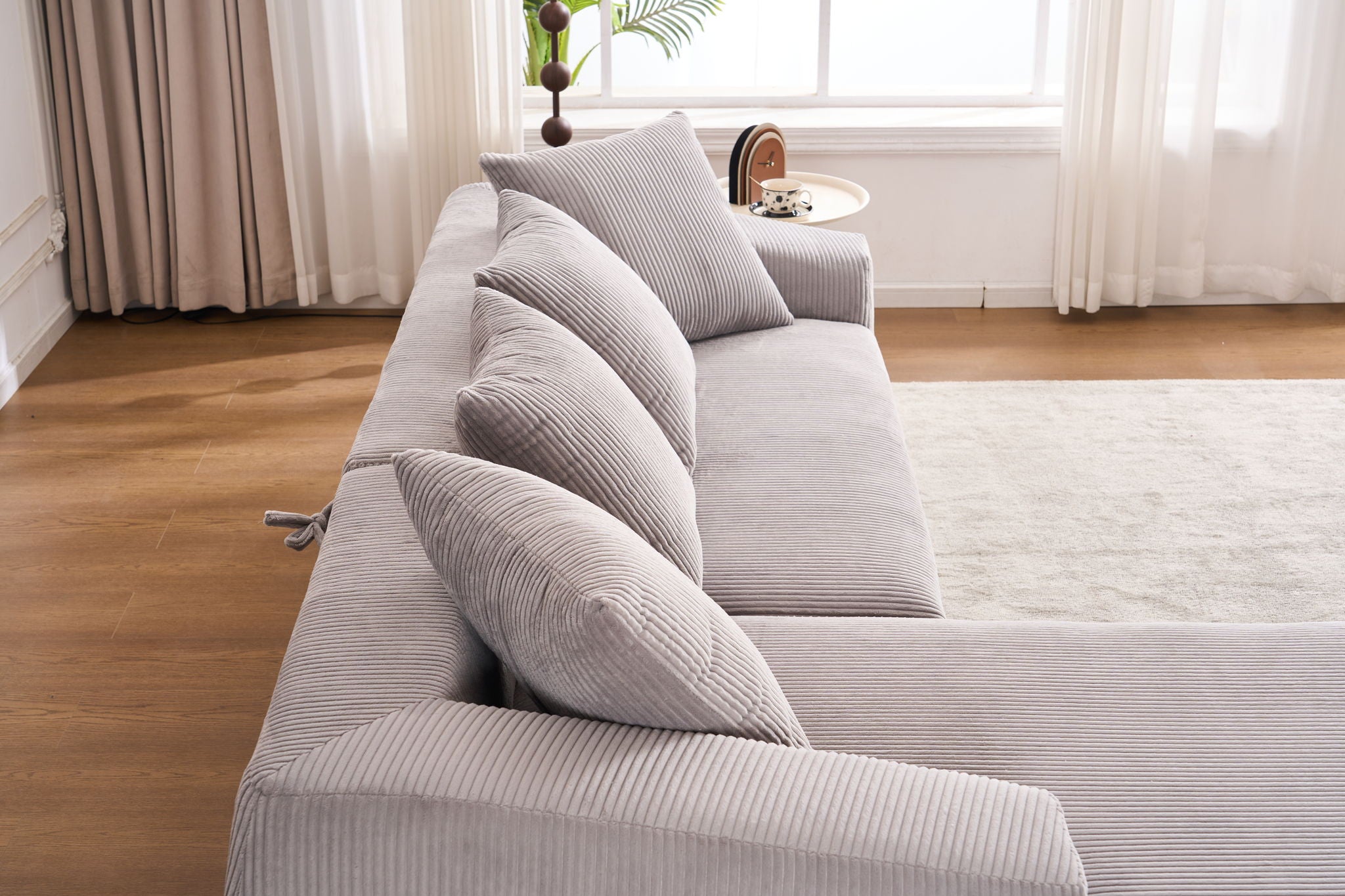 Combined 3 Seater Sofa With 4 Pillows