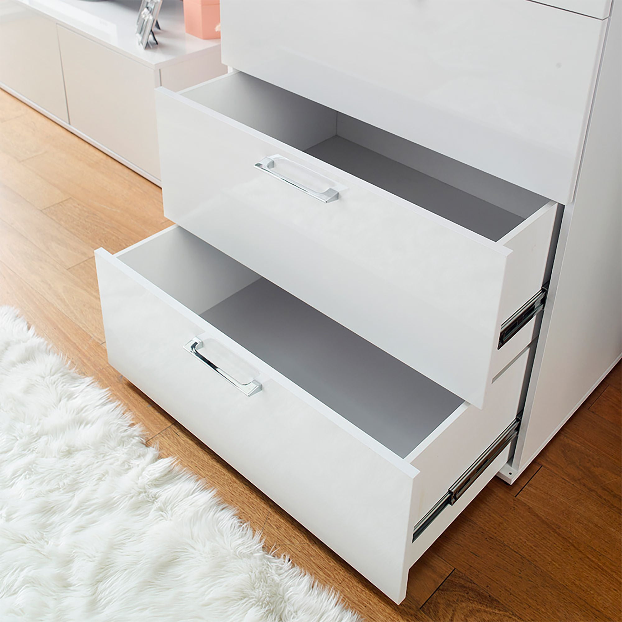 Bliss - Glossy 4 Drawer Jumbo Chest With Extra Deep Storage