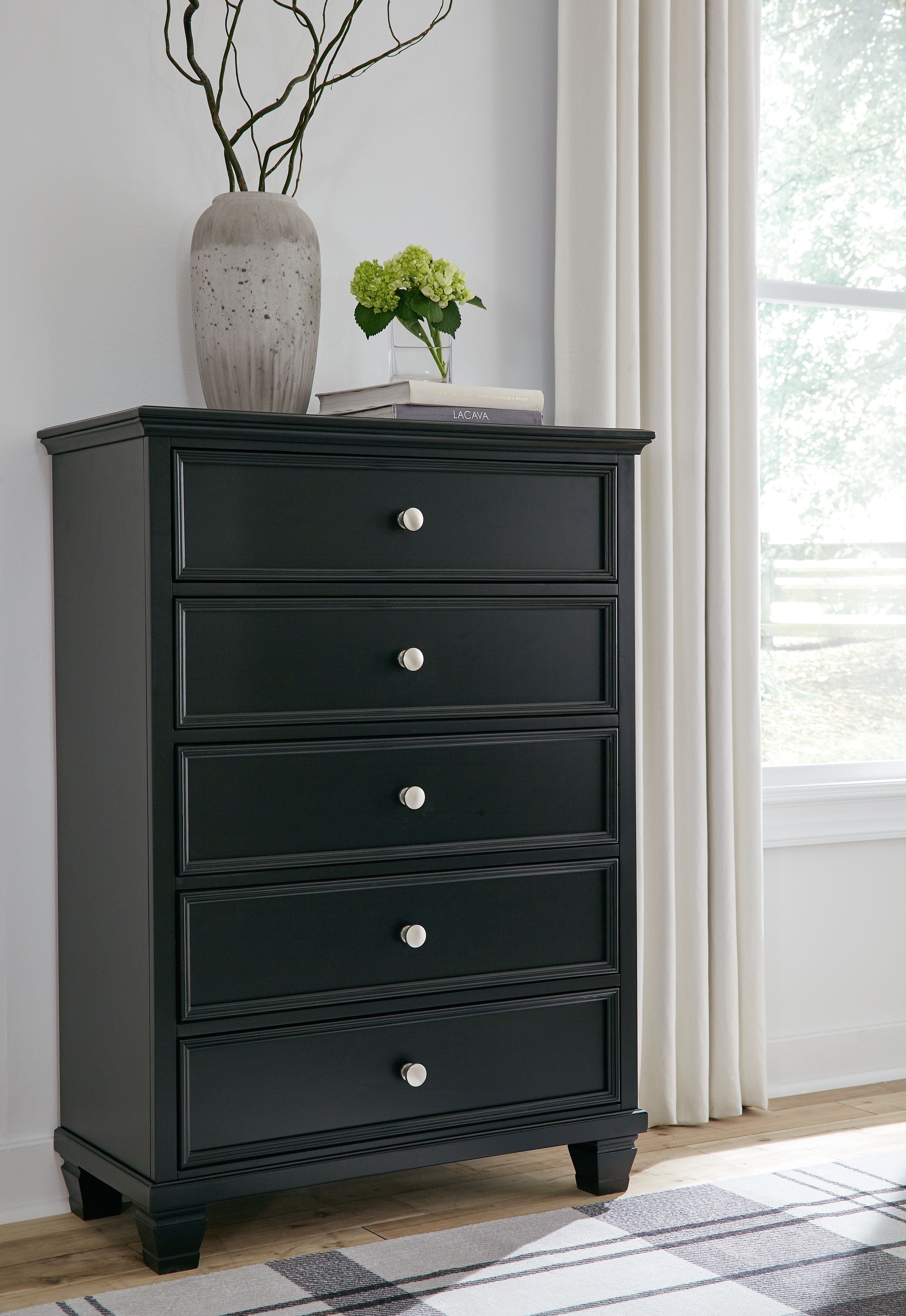 Signature Design by Ashley® Lanolee - Black - Five Drawer Chest | Meri Furniture