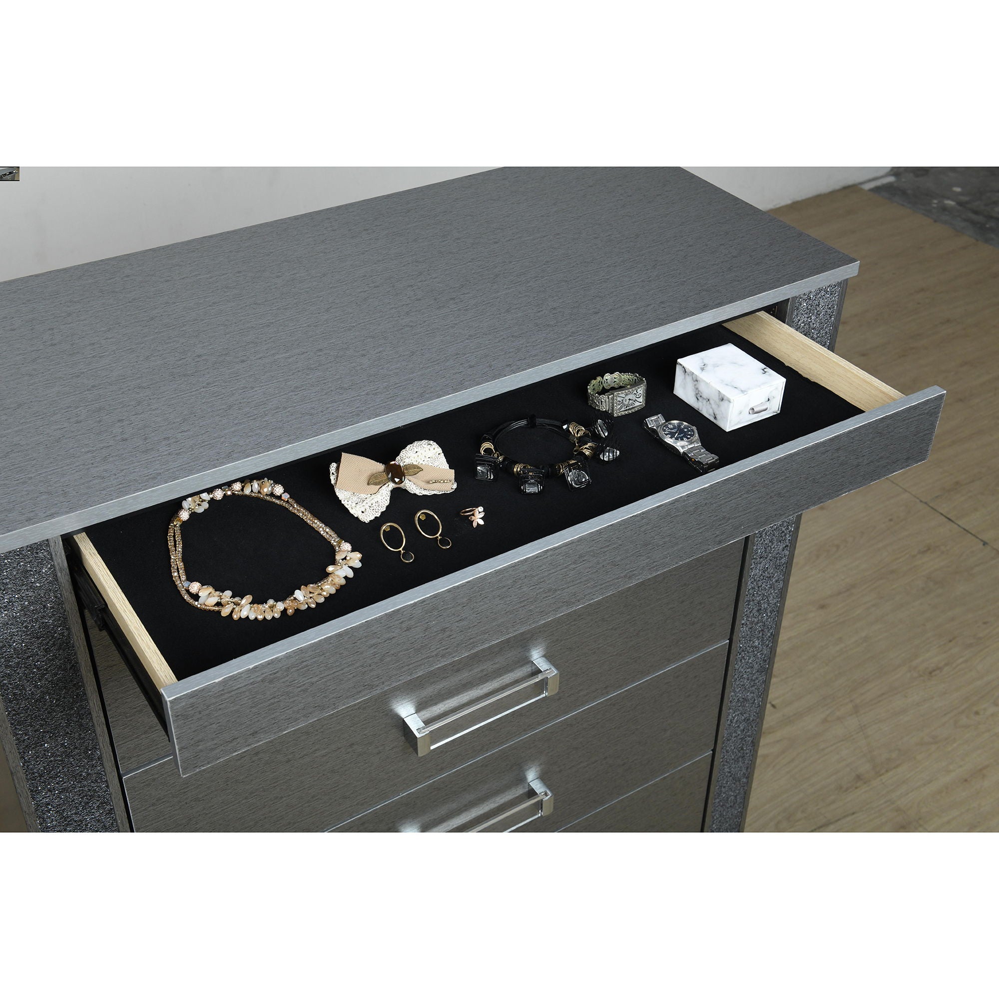 Lorenzo - Chest With Hidden Jewelry Compartment And Bar Handle - Silver