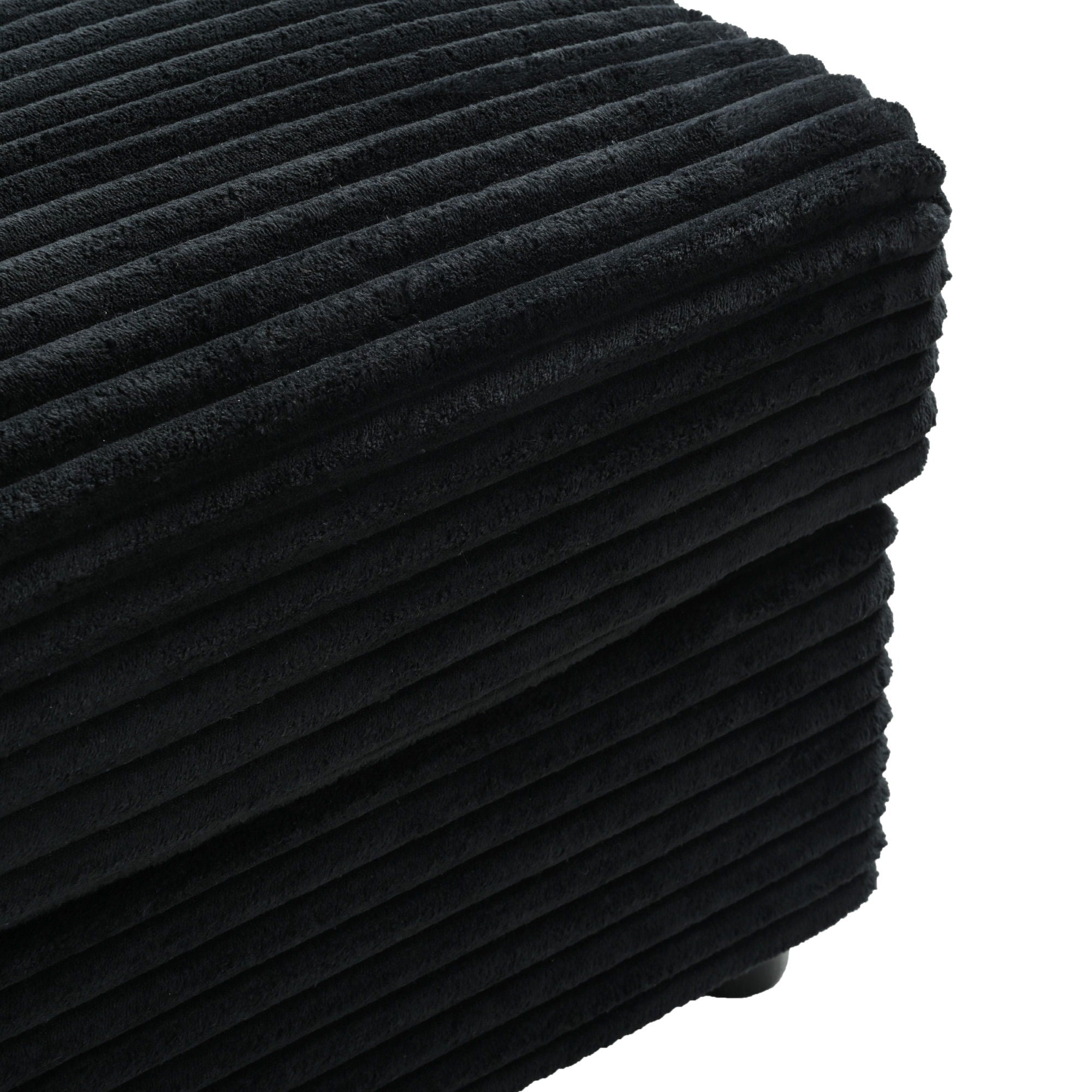 Oversized Loveseat Chaise With 2 USB Ports, 2 Cup Holders And 2 Throw Pillows