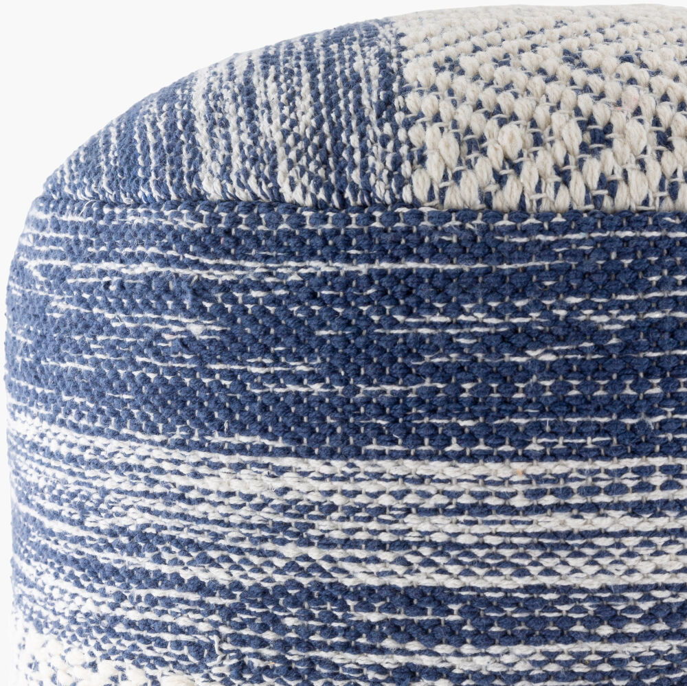 Levi Pouf