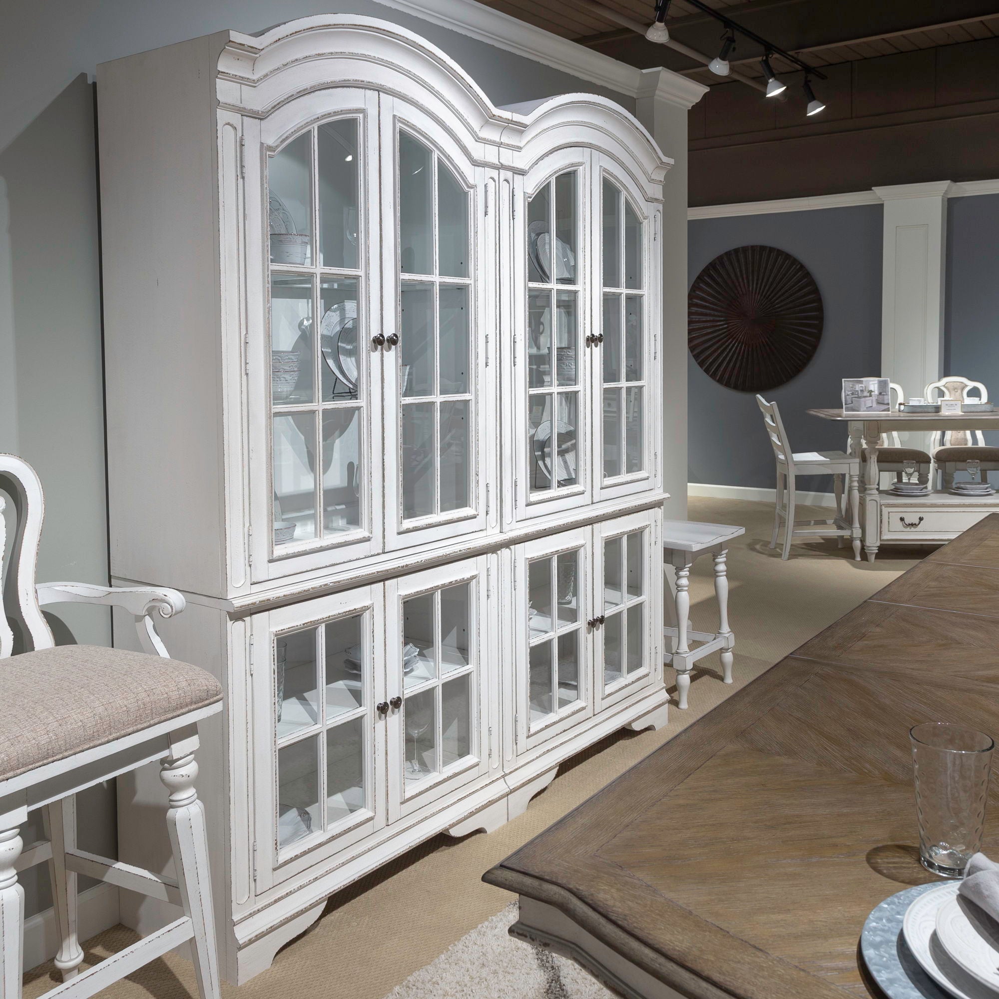 Liberty Furniture Magnolia Manor - Display Cabinet - Antique White / Weathered Bark | Meri Furniture