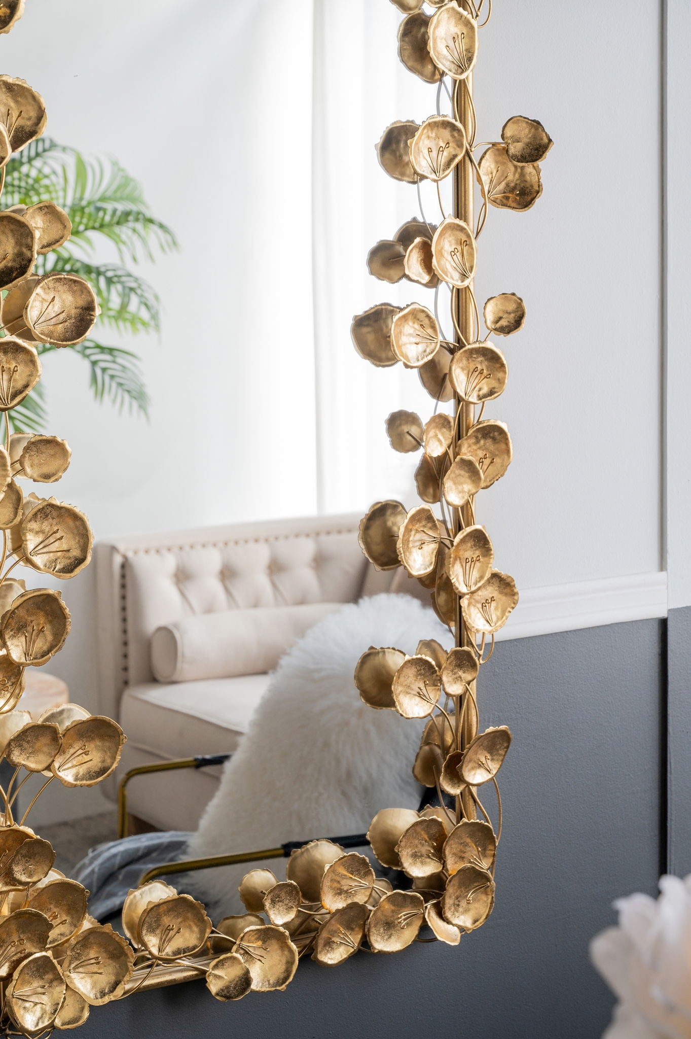 Full Length Mirror With en Leaf Accents, Floor Miiror For Living Room Bedroom - Gold