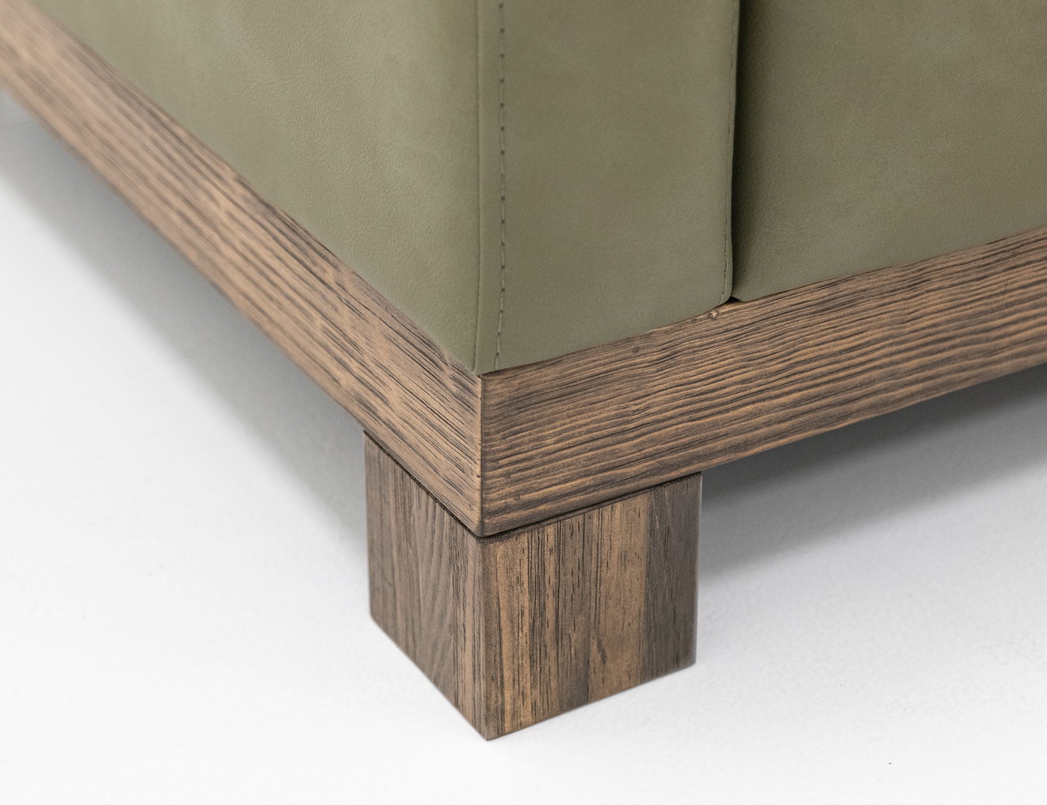 Natural Teca - Sofa - Olive Green