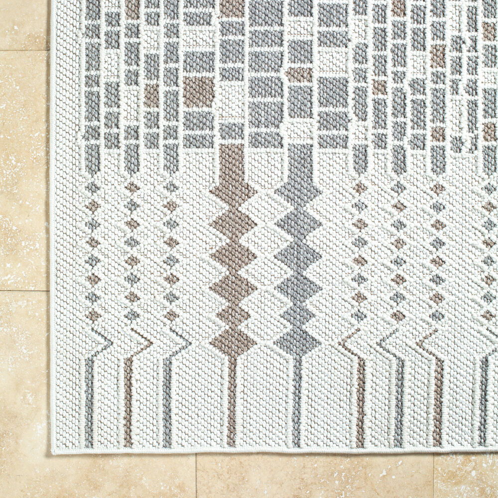 Bouclair Machine Woven Rug