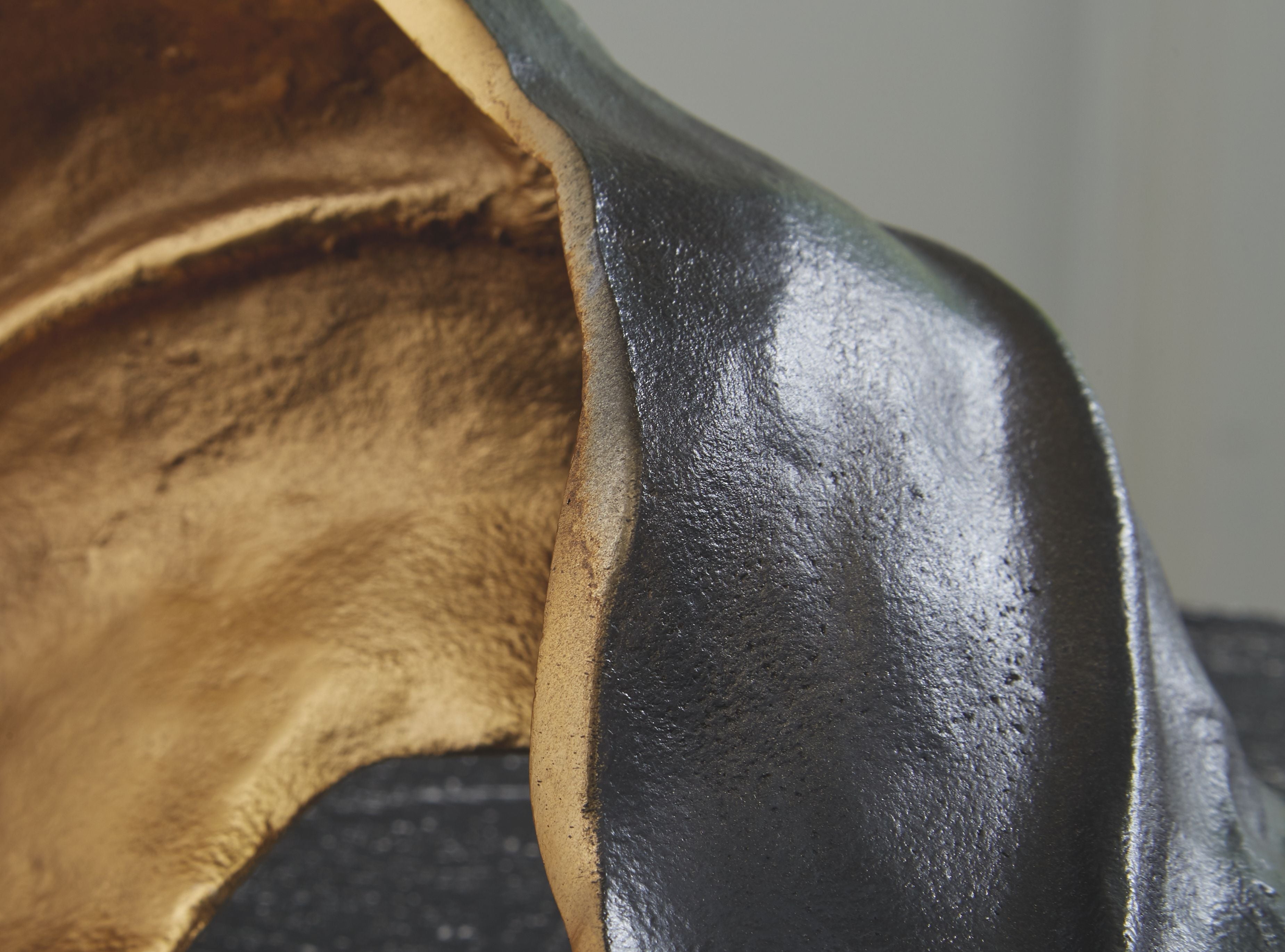 Ashley Furniture Melinda - Black / Gold Finish - Sculpture | Meri Furniture