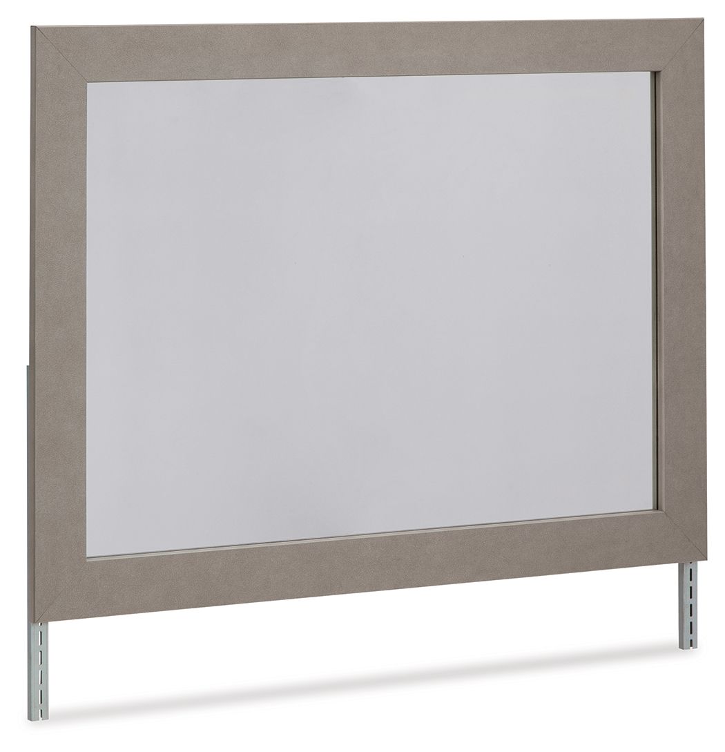 Signature Design by Ashley® Surancha - Panel Bedroom Set | Meri Furniture