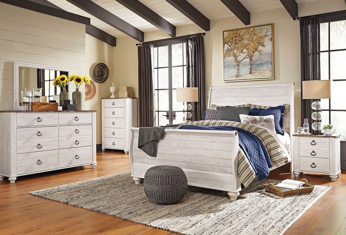Signature Design by Ashley® Willowton - Sleigh Bedroom Set | Meri Furniture