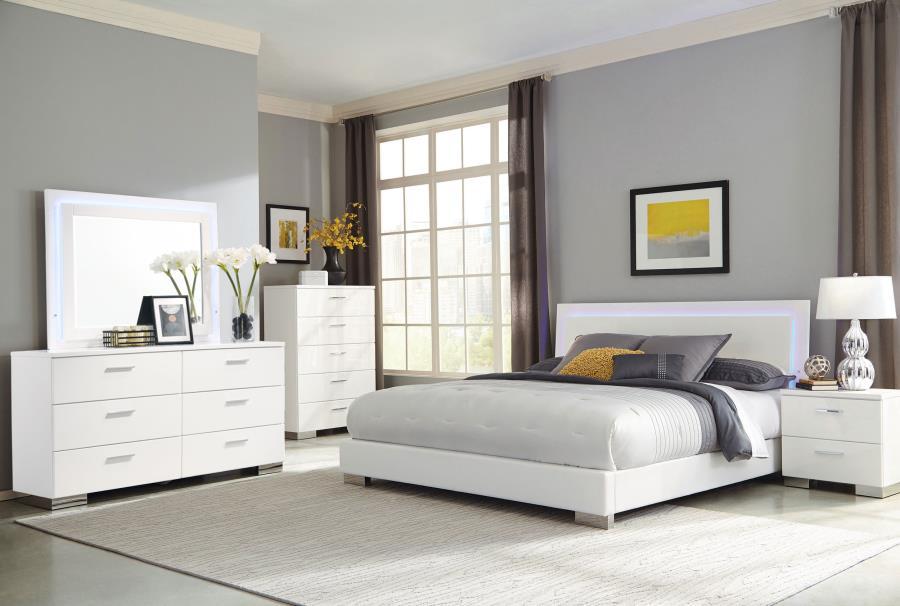 Coaster Fine Furniture Felicity - 6-Drawer Dresser With LED Mirror - White High Gloss | Meri Furniture