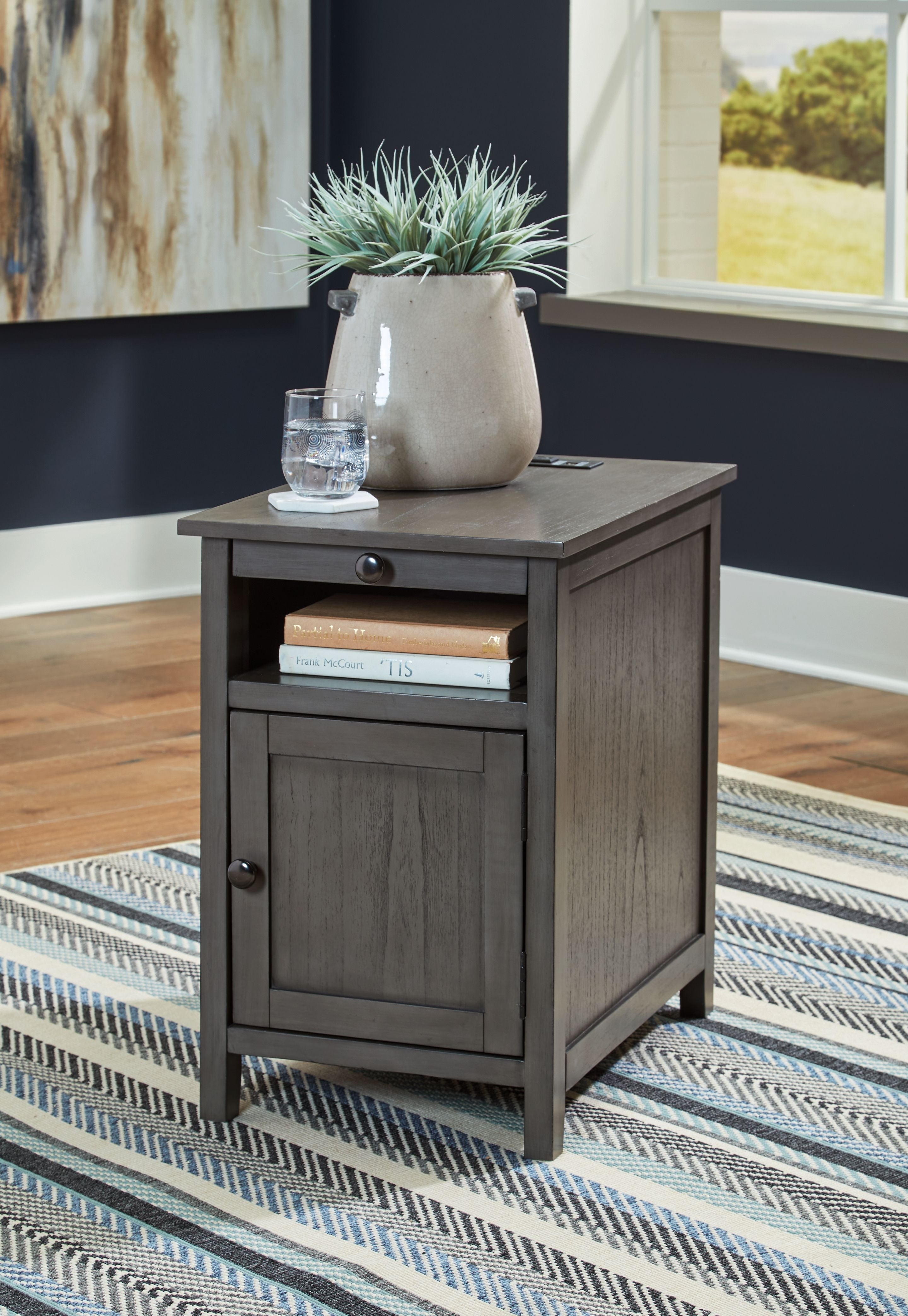 Signature Design by Ashley® Treytown - Chair Side End Table | Meri Furniture