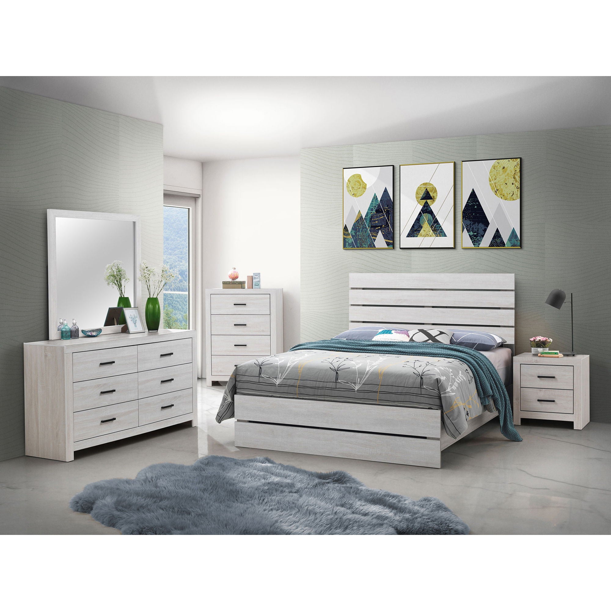 Geary - 4 Drawer Chest