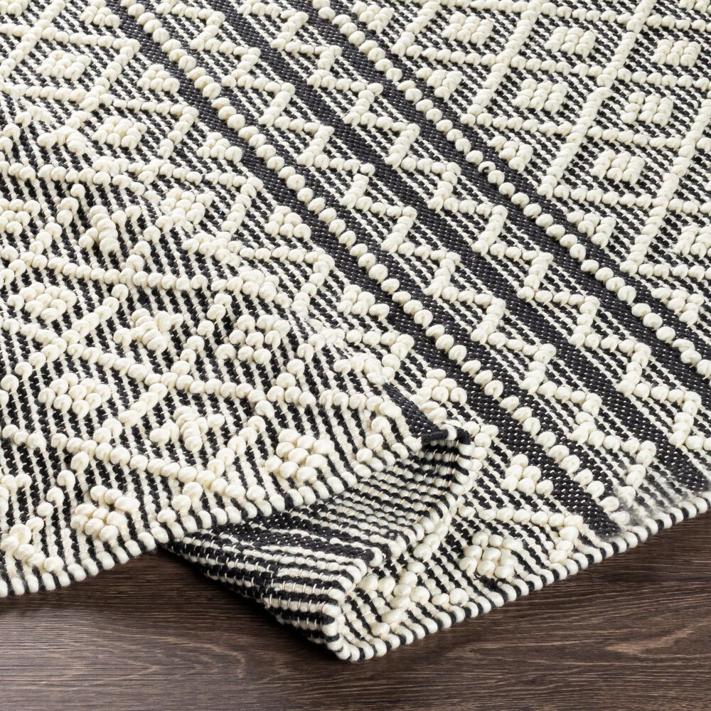 Farmhouse Tassels Handmade Rug