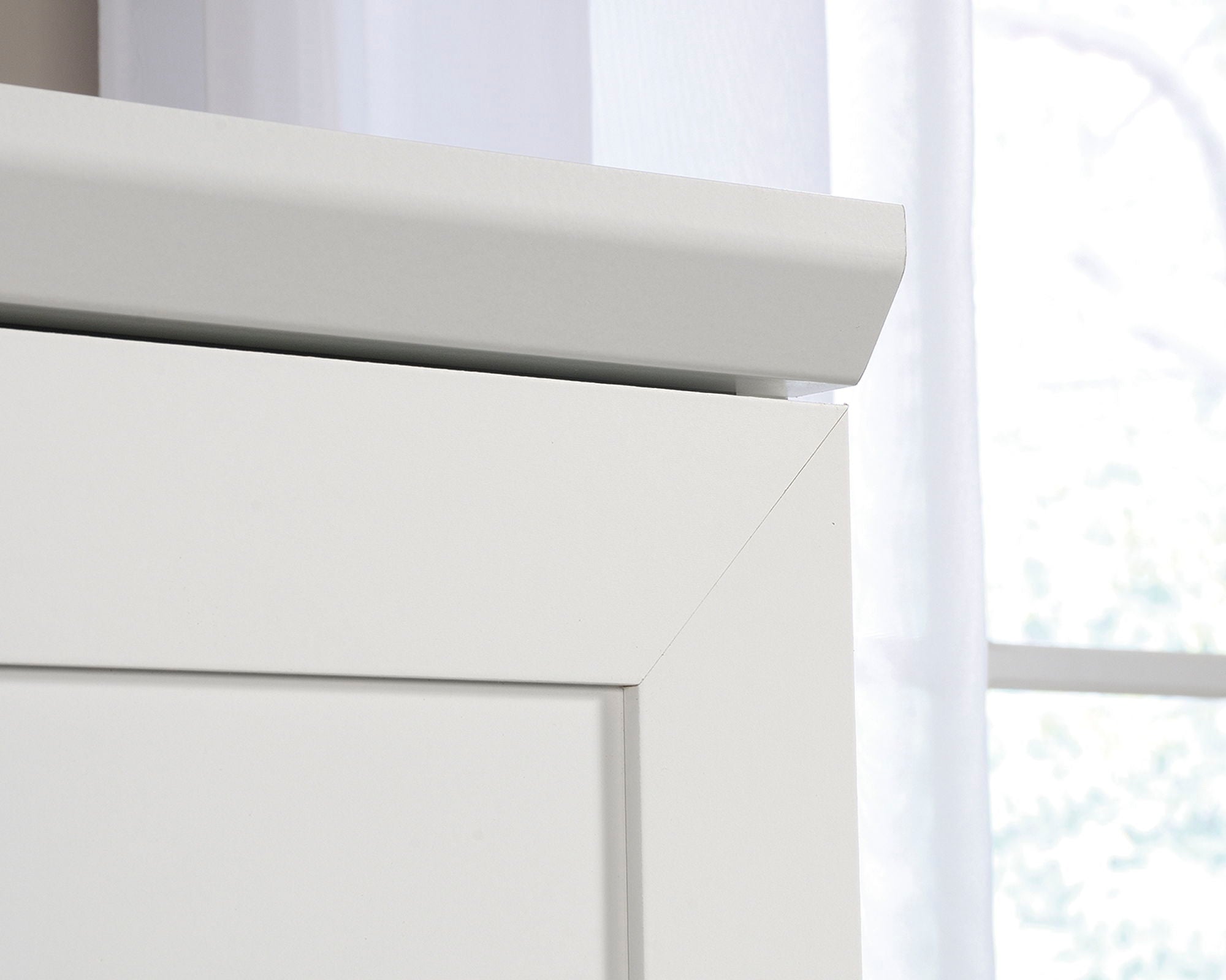 Wardrobe/Storage Cabinet Soft White