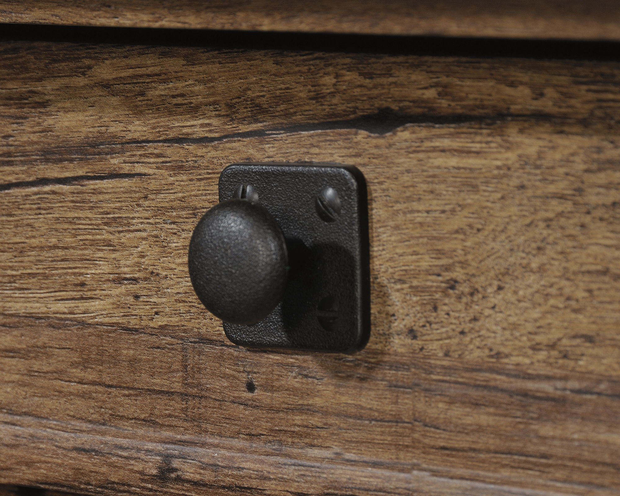 Traditional Style L-Shaped Desk in Vintage Oak