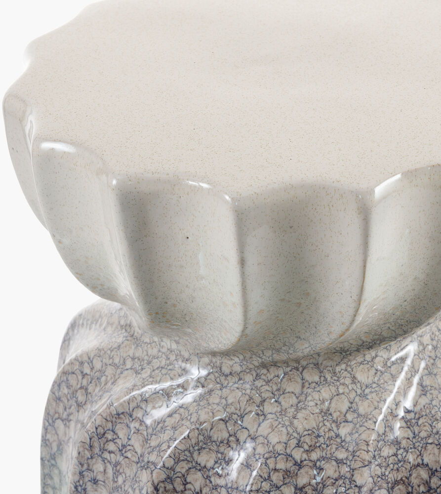 Alexia Garden Stool