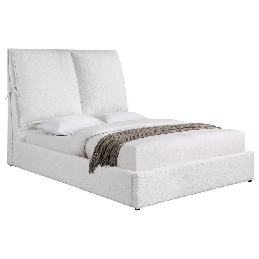 Coaster Fine Furniture Gwendoline - Upholstered Panel Bed | Meri Furniture
