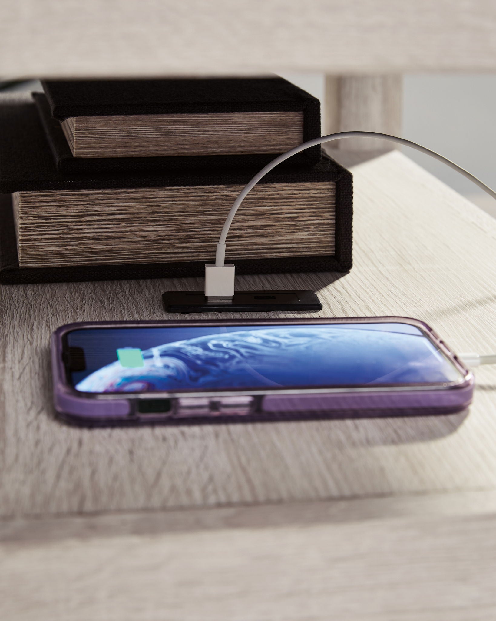 Fendenmore - Chair Side End Table