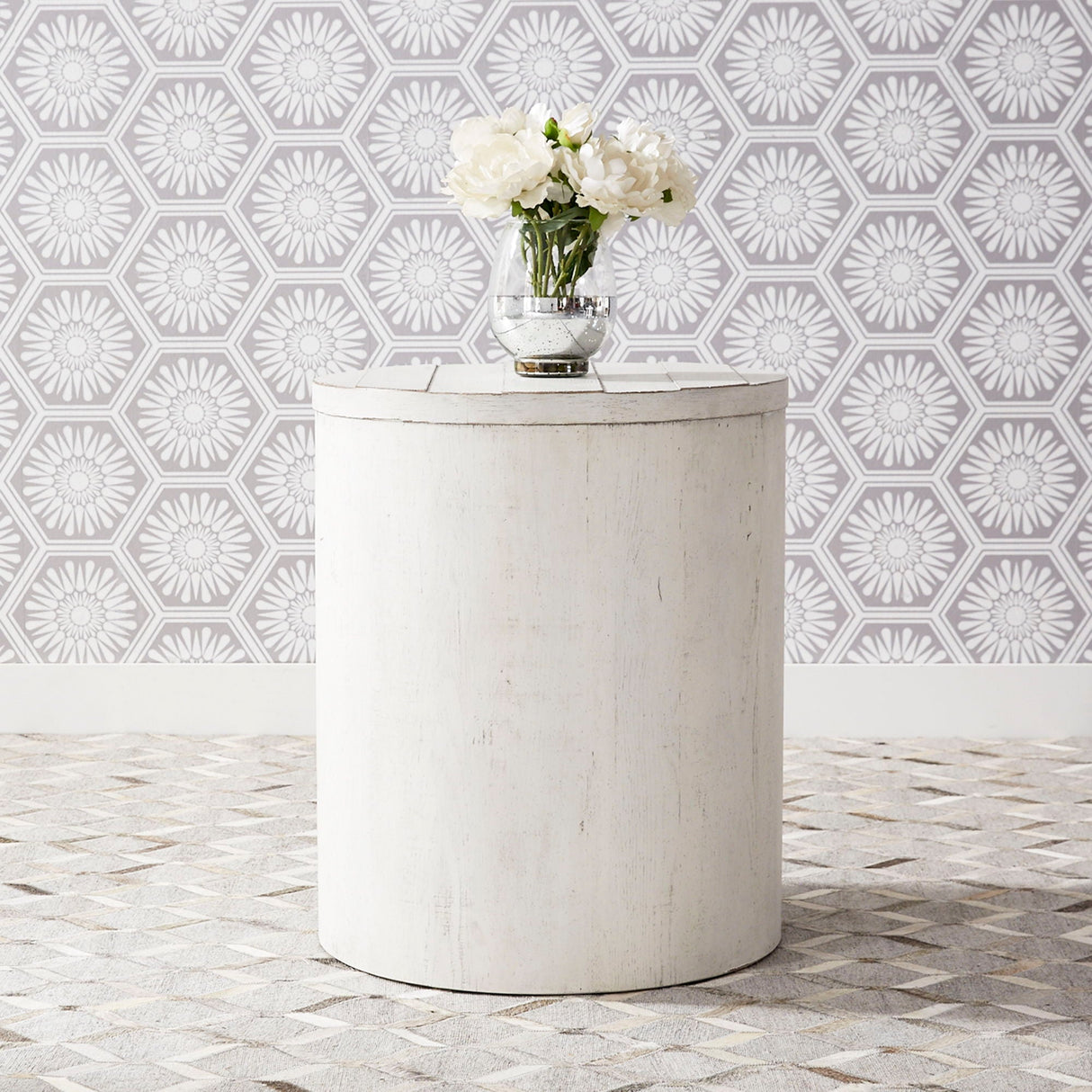 Liberty Furniture Modern Farmhouse - Drum End Table | Meri Furniture
