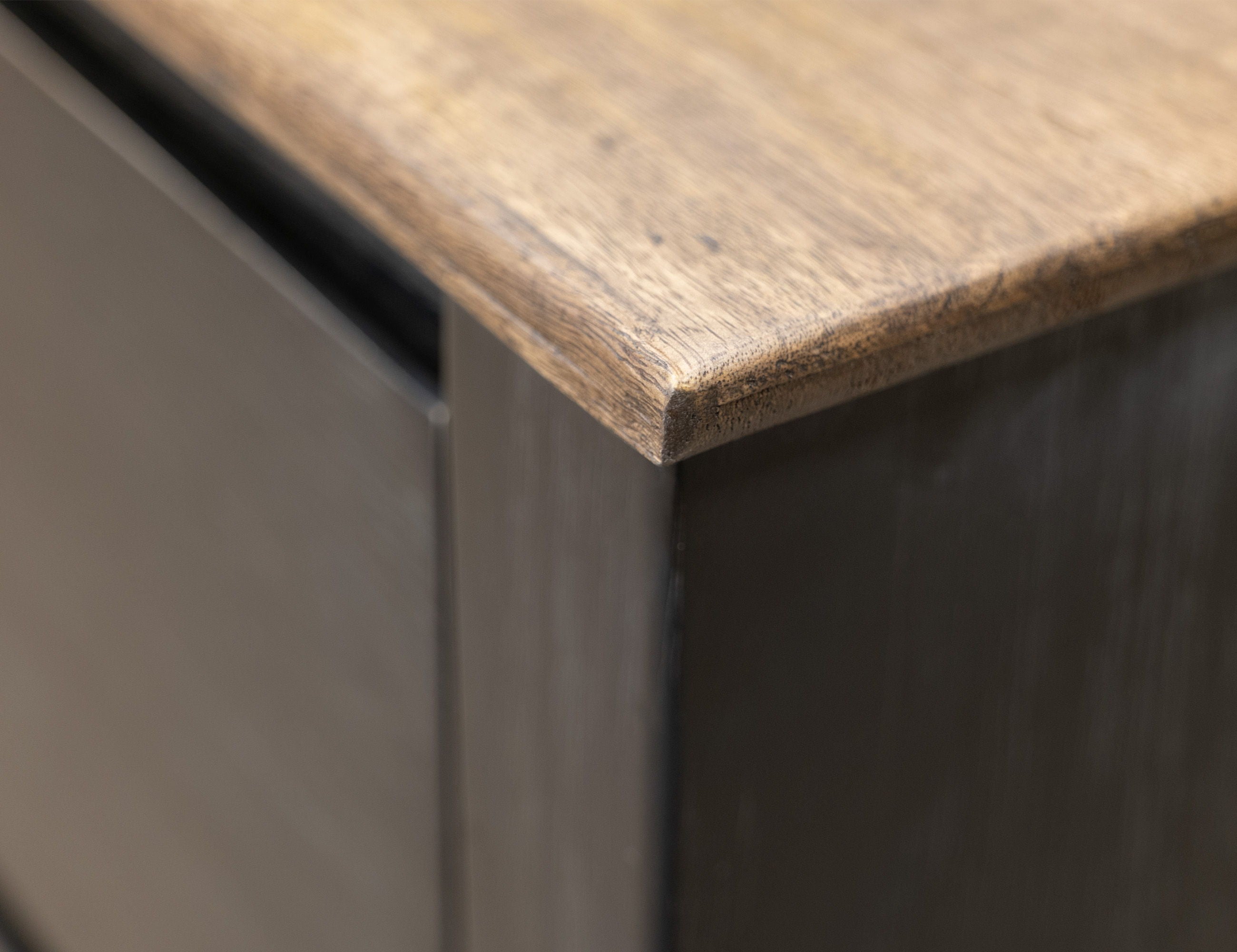 International Furniture Direct Empire - Dresser - Satin Black / Brown | Meri Furniture