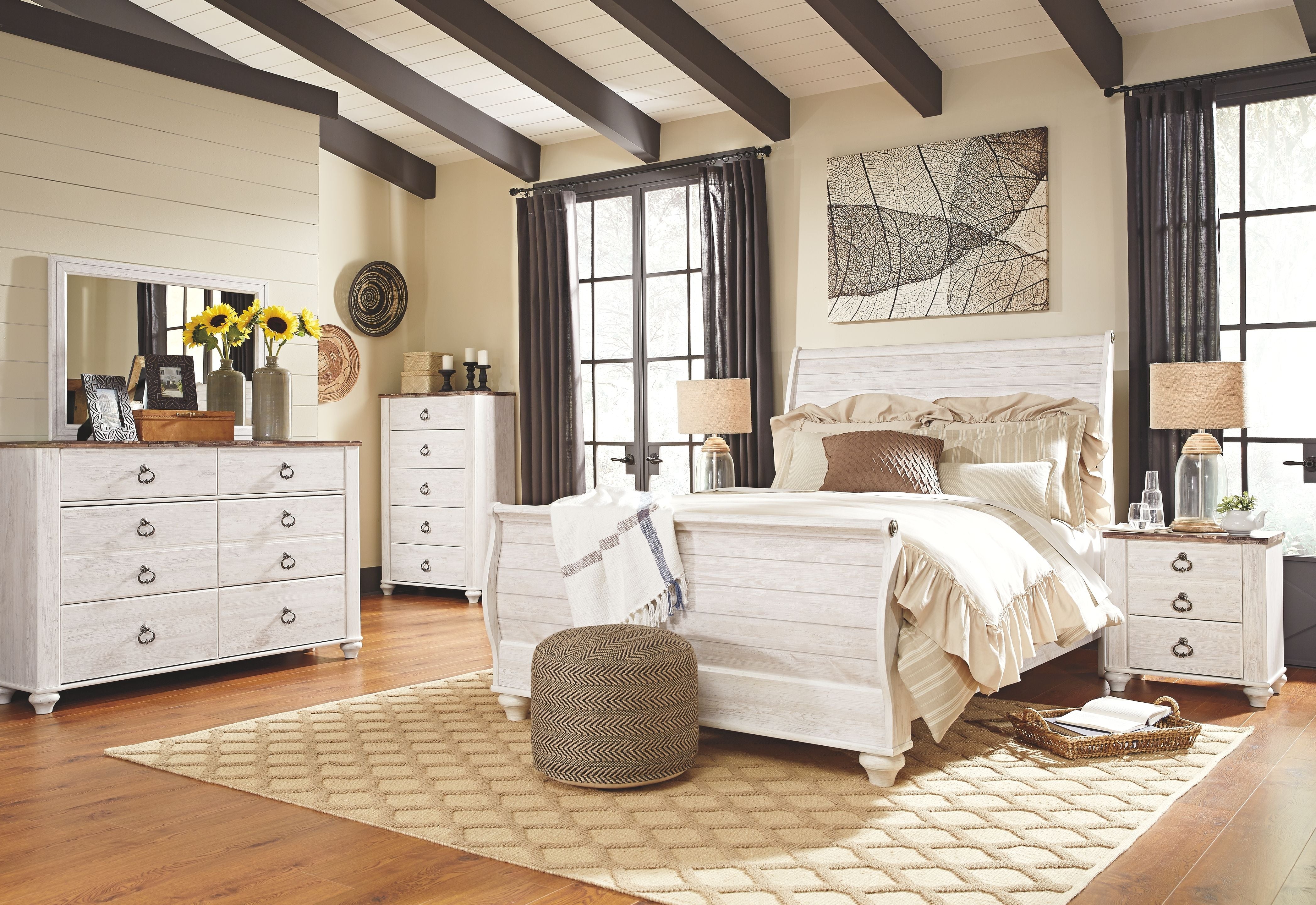 Signature Design by Ashley® Willowton - Sleigh Bed | Meri Furniture