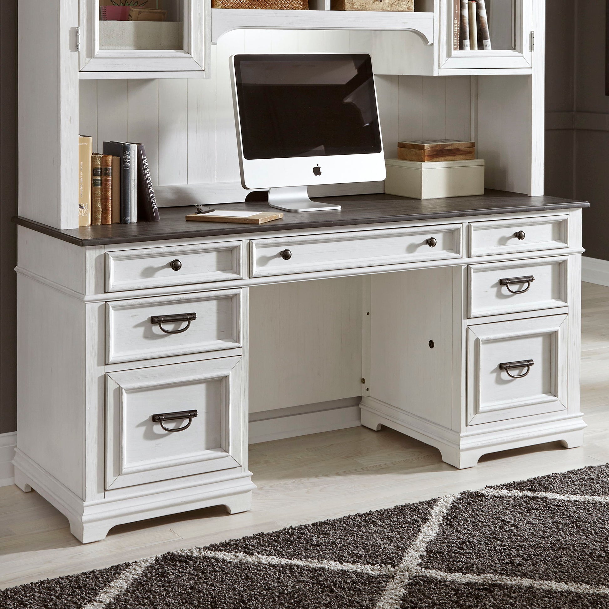 Liberty Furniture Allyson Park - Credenza - White | Meri Furniture
