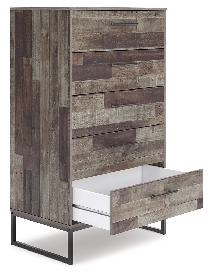 Signature Design by Ashley® Neilsville - Black / Gray - Five Drawer Chest | Meri Furniture