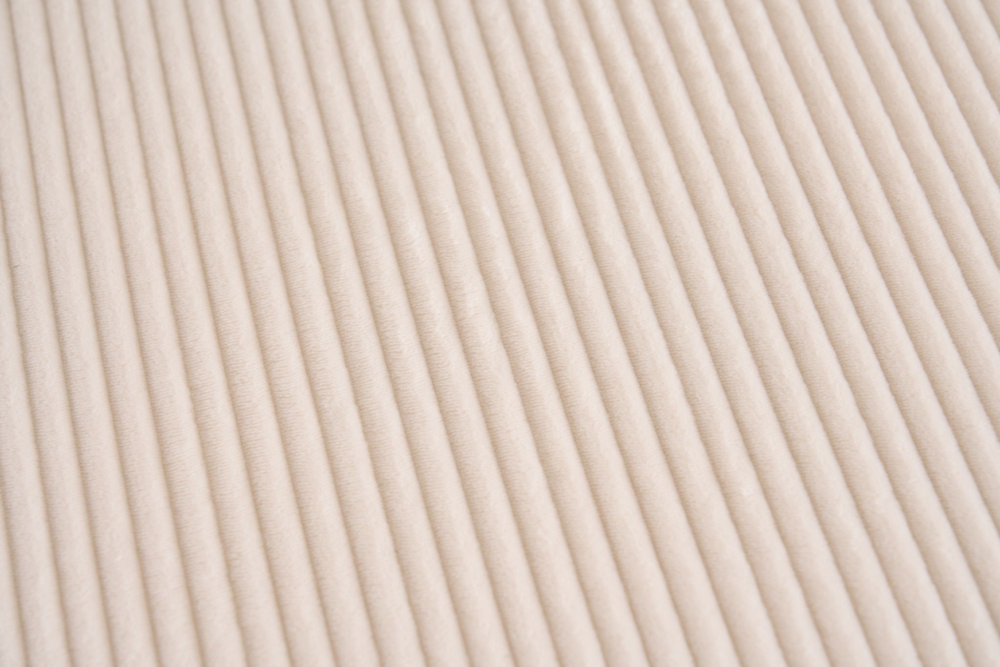 Combined 3 Seater Sofa With 4 Pillows