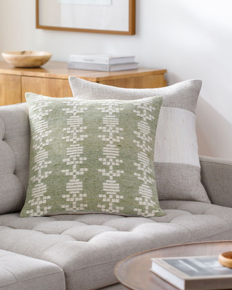 Elara Pillow