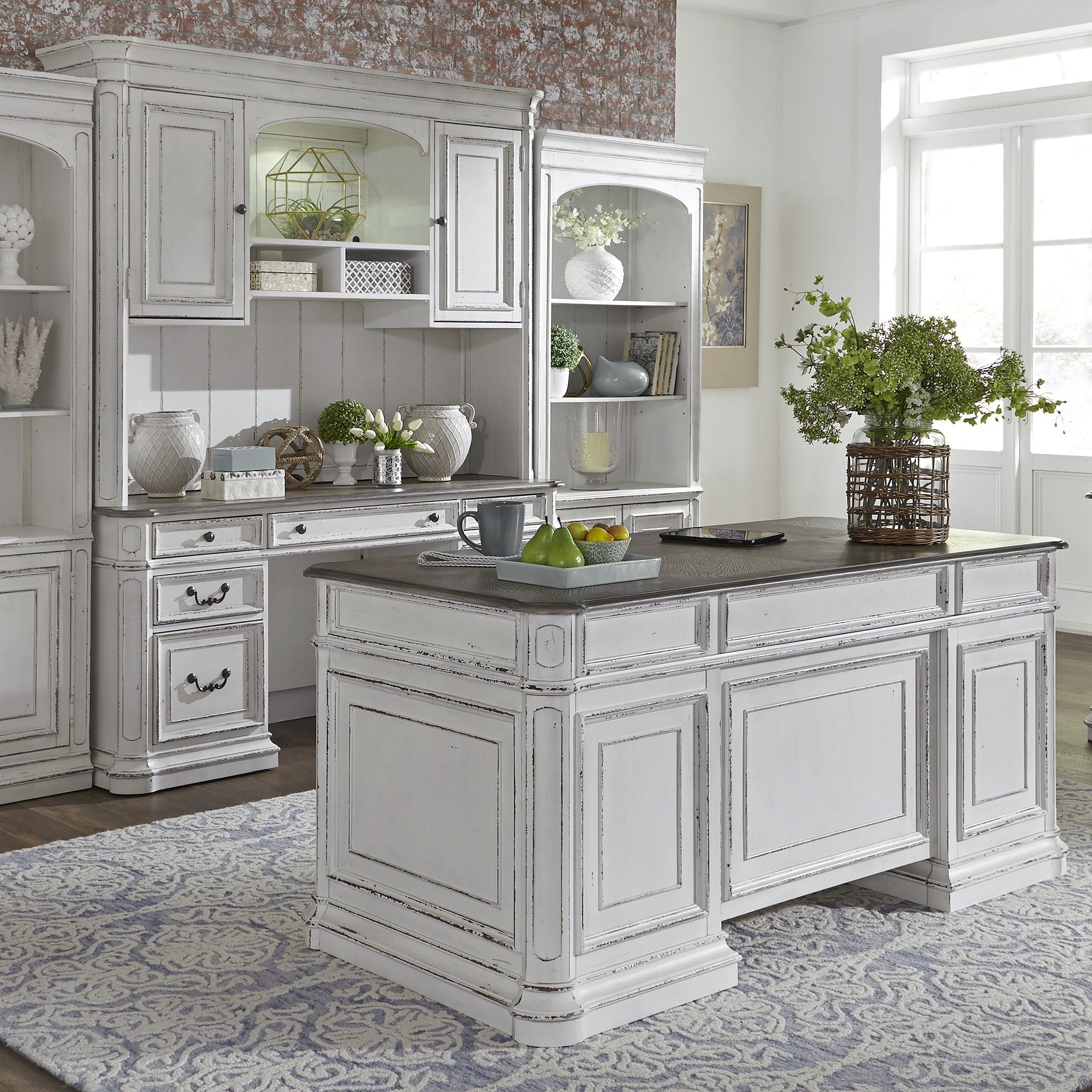Liberty Furniture Magnolia Manor - 5 Piece Home Office Set (Complete Desk) - White | Meri Furniture