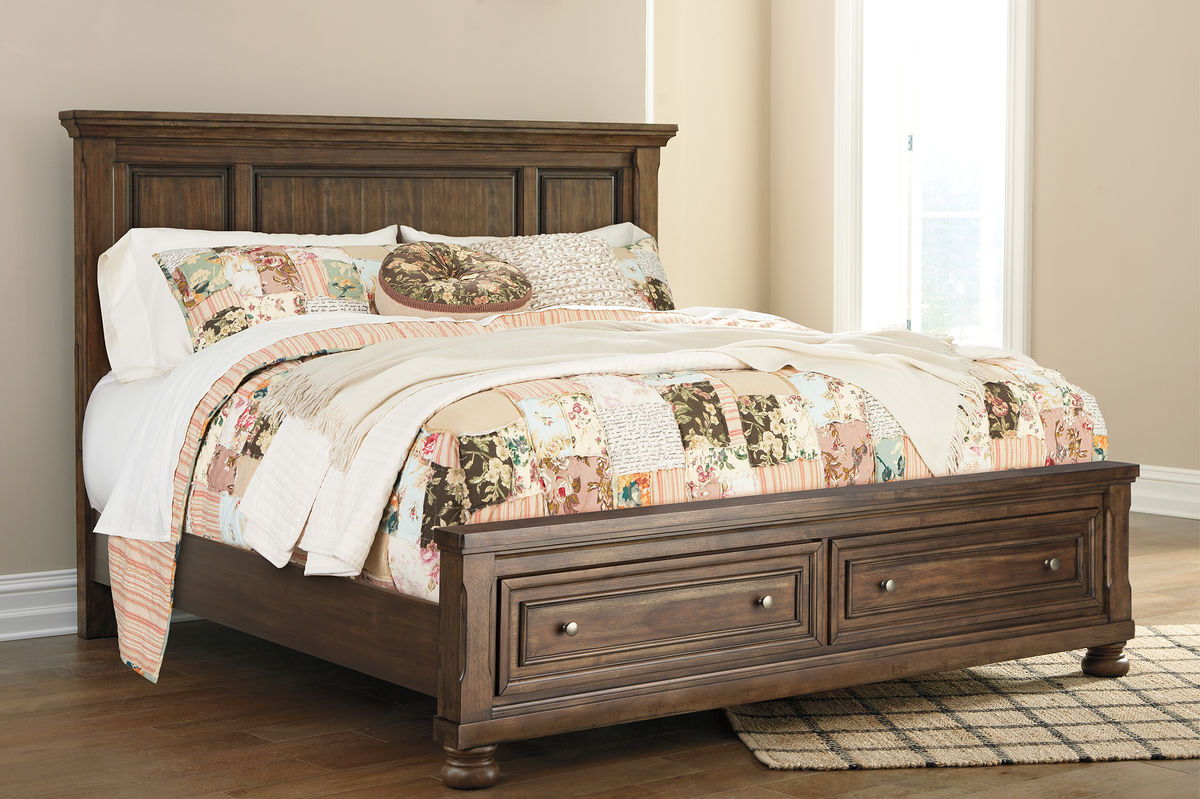 Signature Design by Ashley® Flynnter - Panel Bed | Meri Furniture